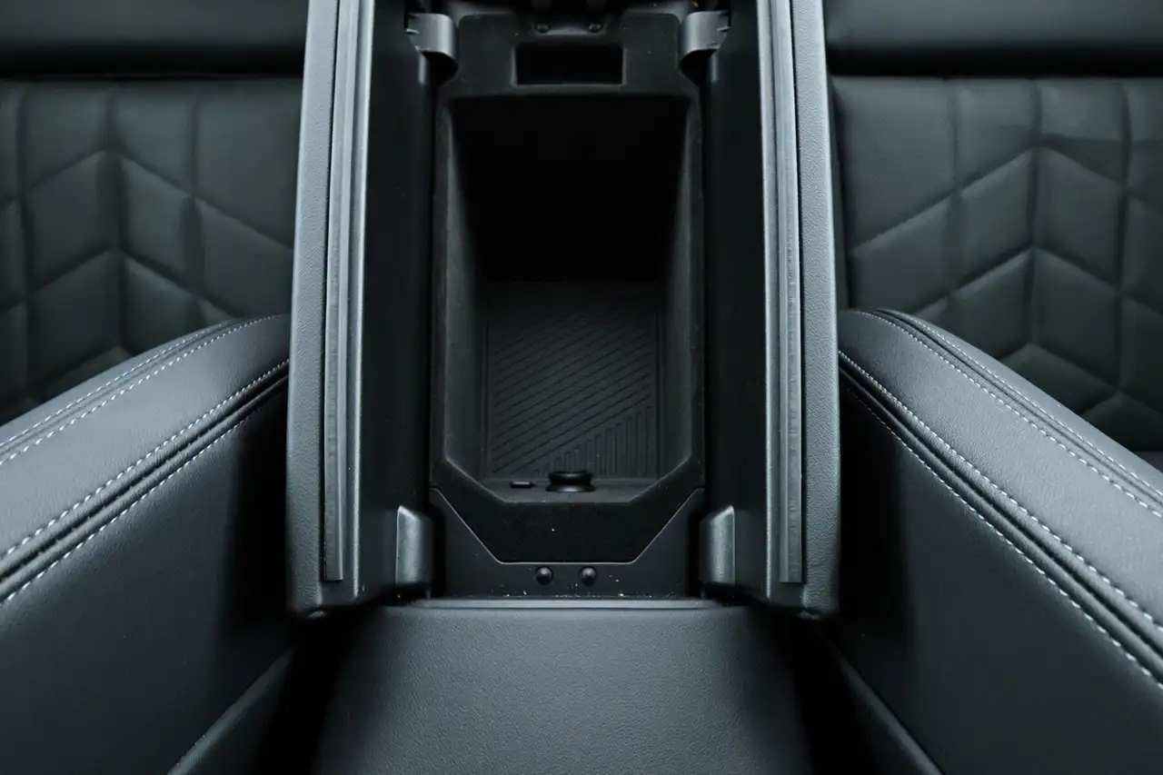 BMW 520 d xDr. M Sport Lt|PAN|HUD|ACC|ParkA+360|AHK 360° A 14