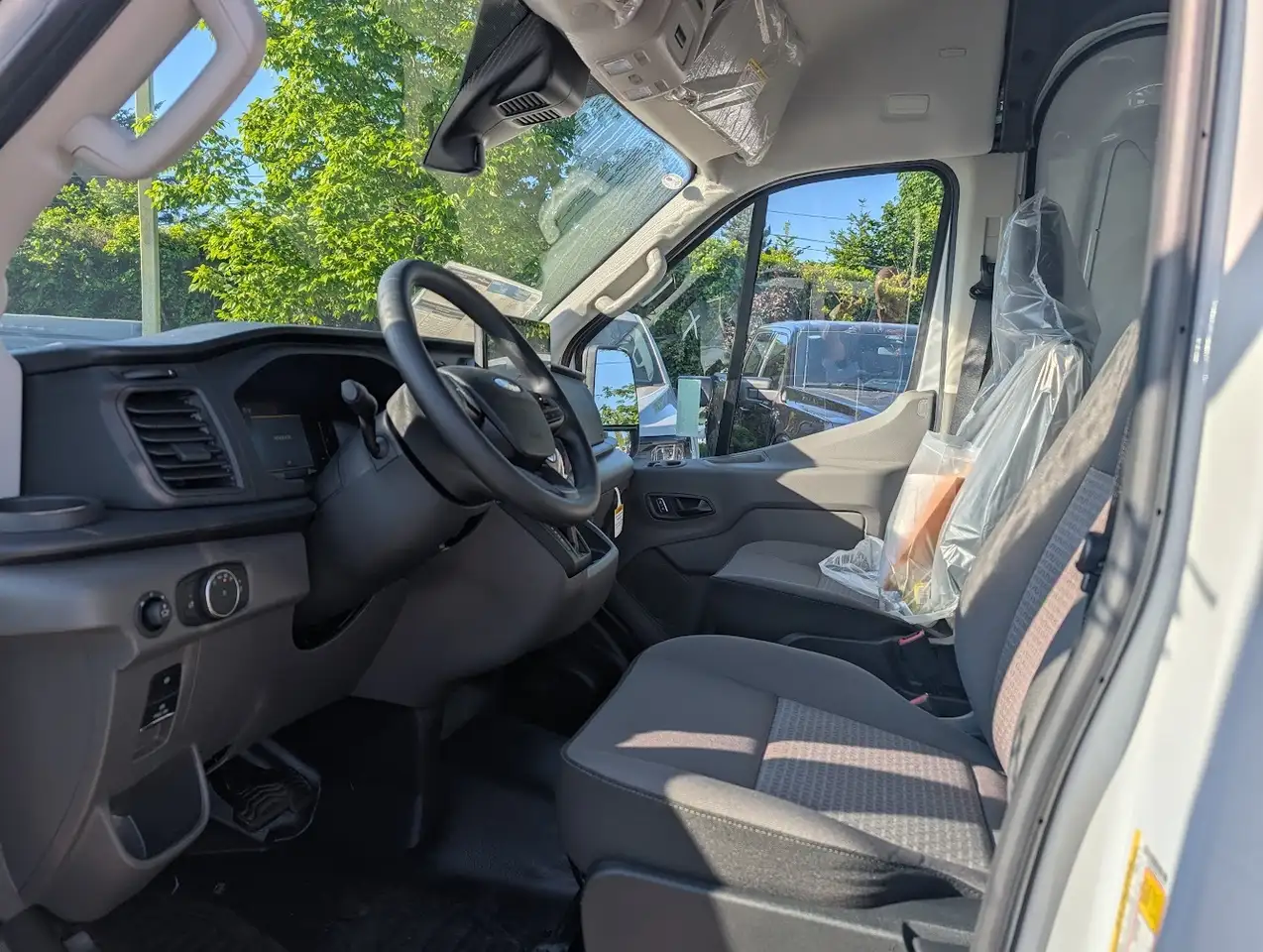 Ford Transit снимка Ford Transit