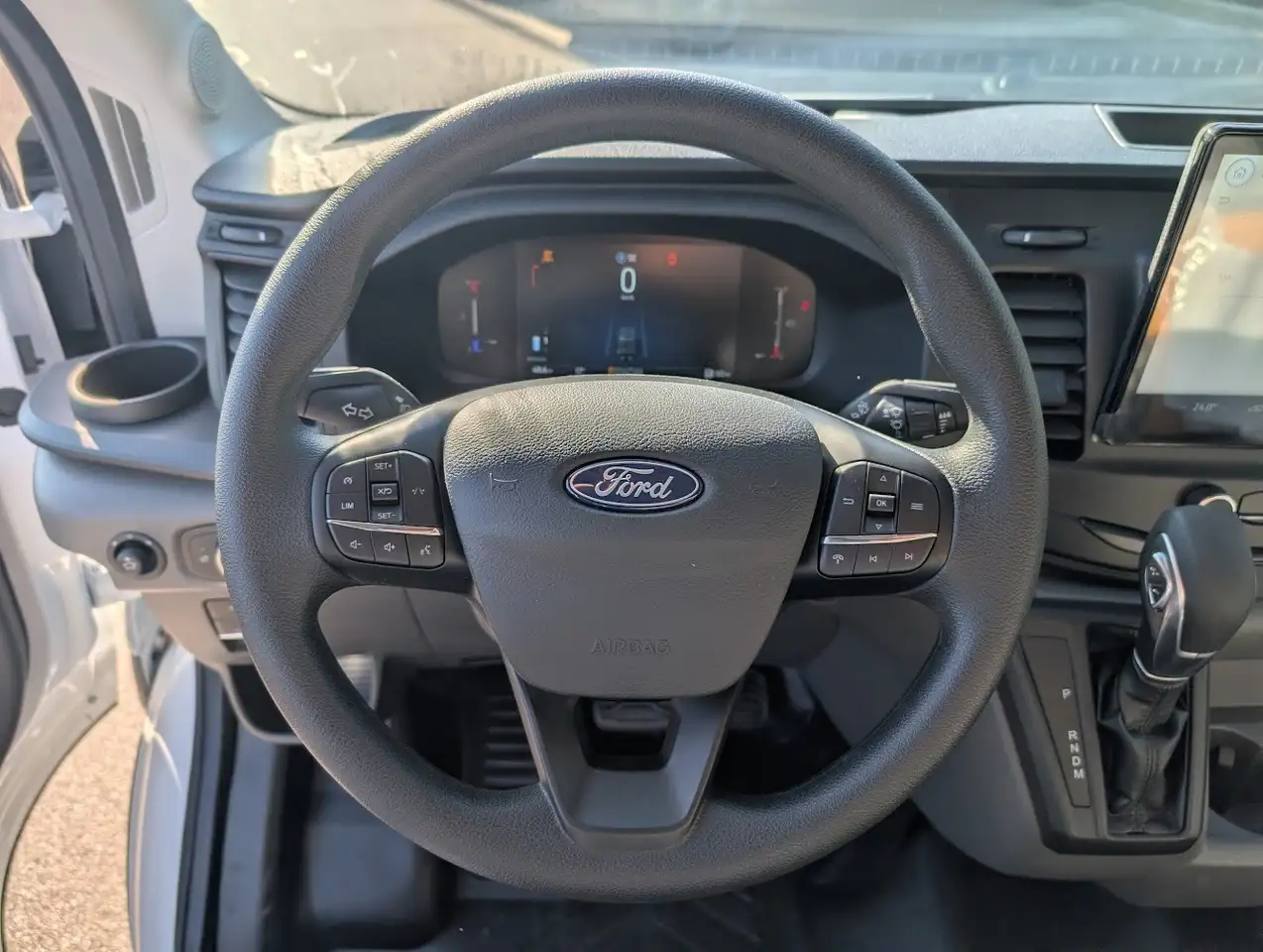 Ford Transit снимка Ford Transit