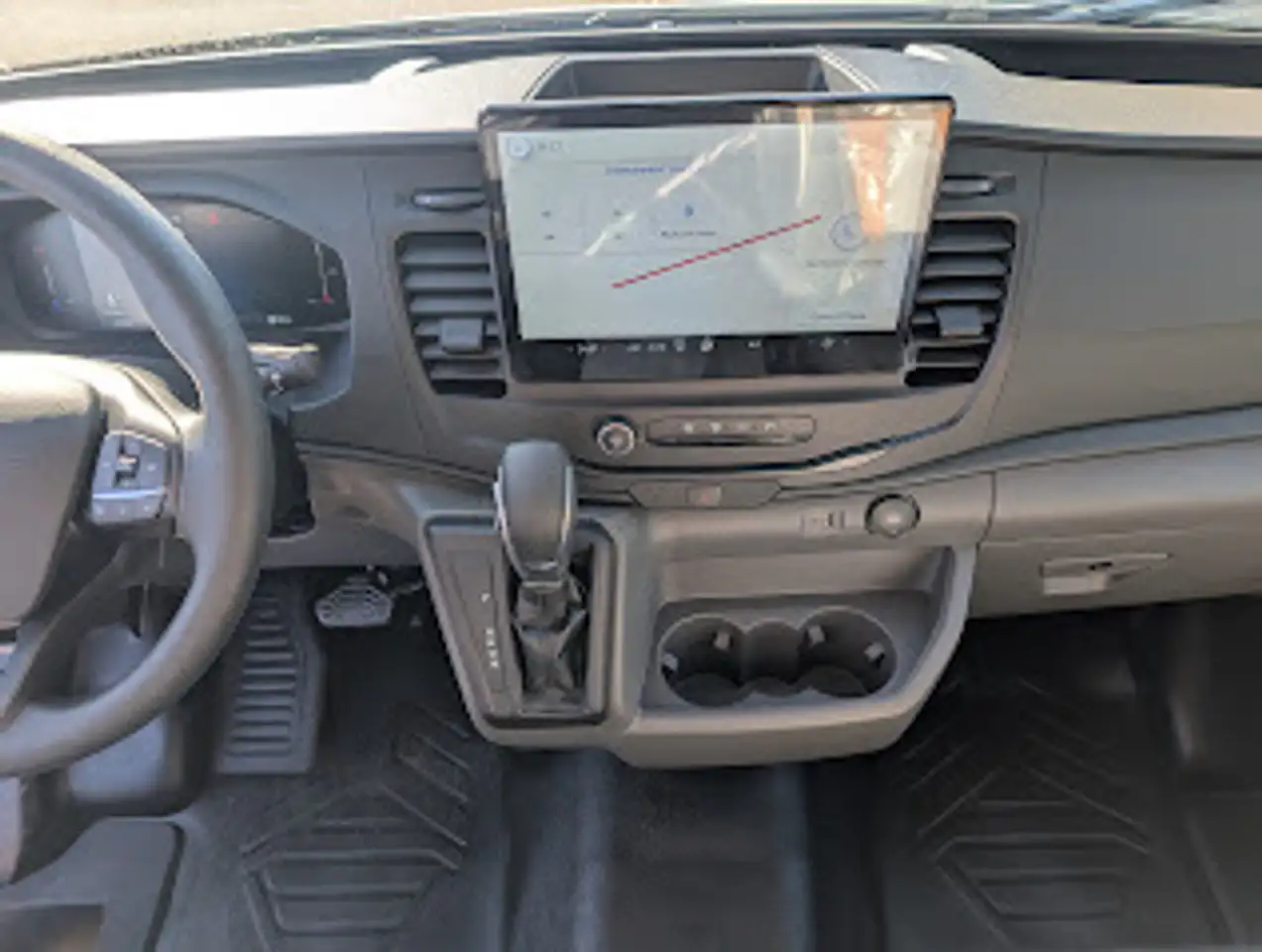 Ford Transit снимка Ford Transit