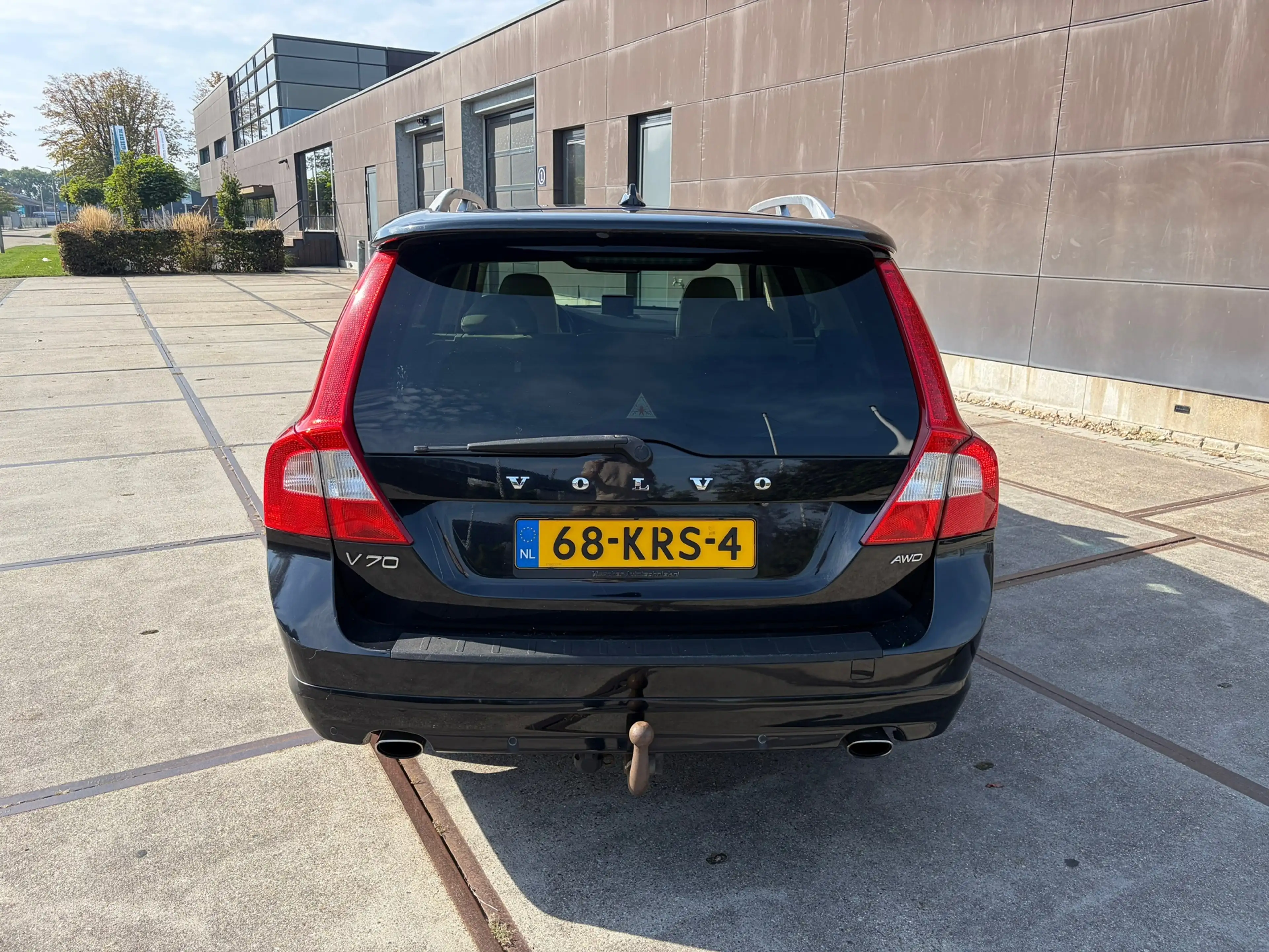 Volvo V70 3.0 T6 AWD Momentum — photo 2
