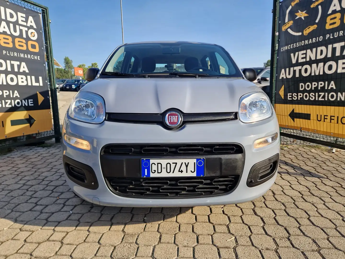 Fiat Panda 1.2 Lounge PROMO FINANZIAMENTO Gris - 2