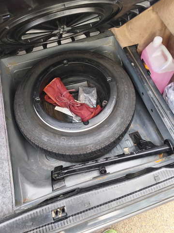 Mercedes-Benz E 320 320 CE 24 soupapes w124 coupé 220 cv