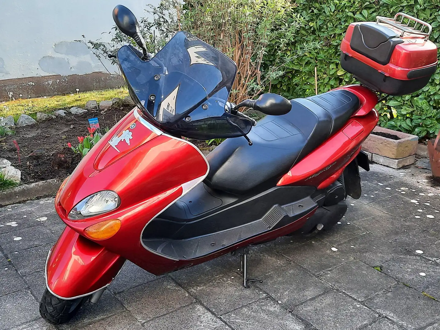 Yamaha Majesty 125 Rosso - 1