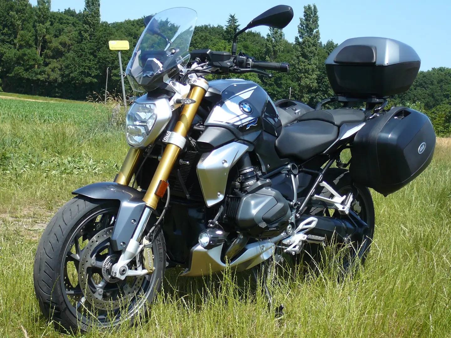 BMW R 1250 R EXCLUSIVE FULL OPTION Grijs - 1