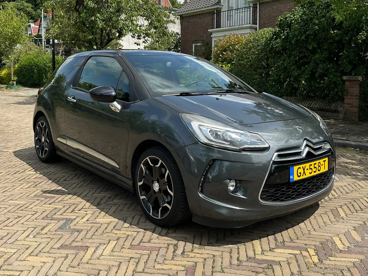 Citroen DS3 Ds3 1.6 Hdif 2015 Šedá - 2