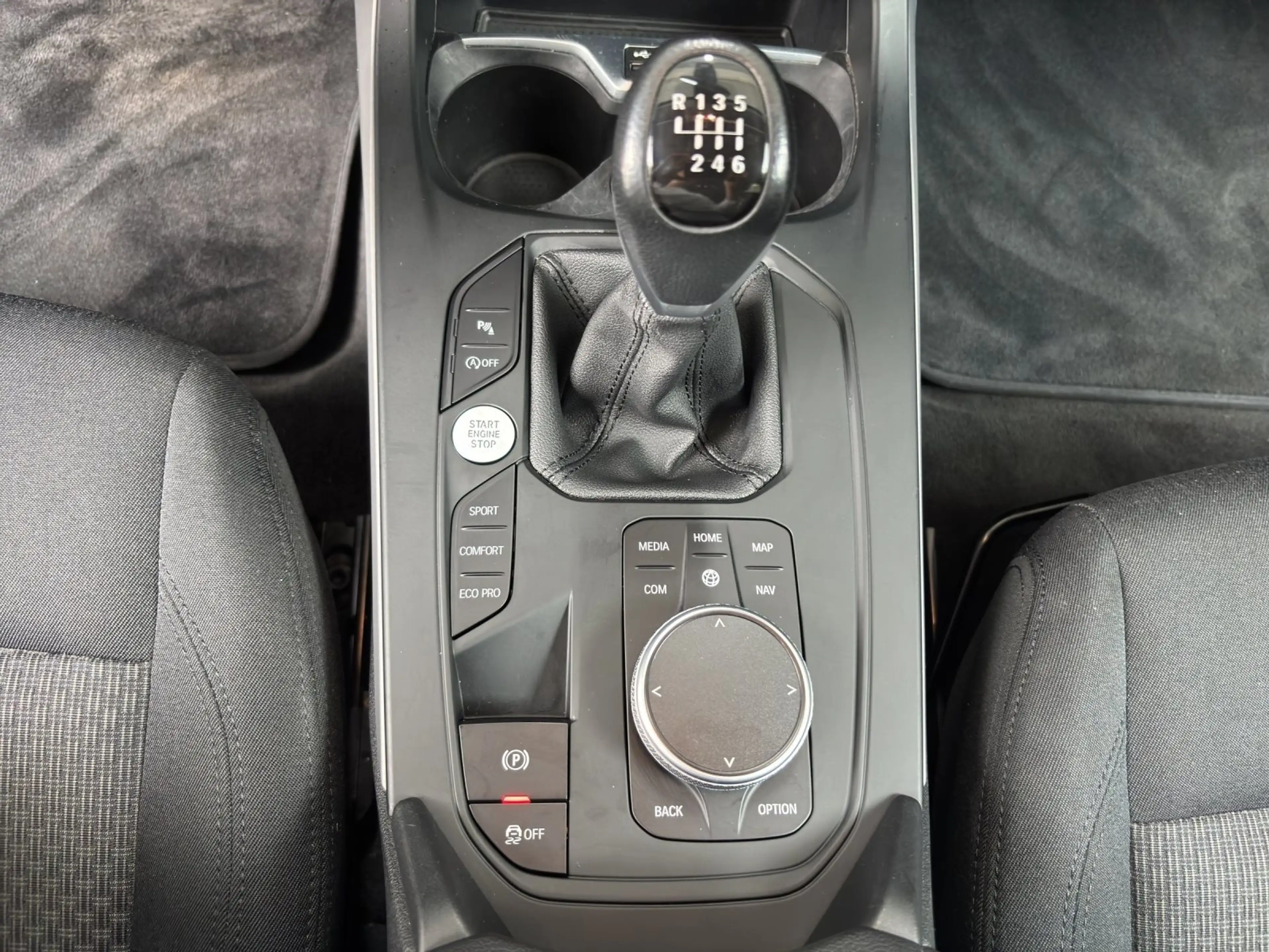 BMW 118 i Advantage AHK+Navi+SHZ+Fernl.Ass+Spurass. — photo 15
