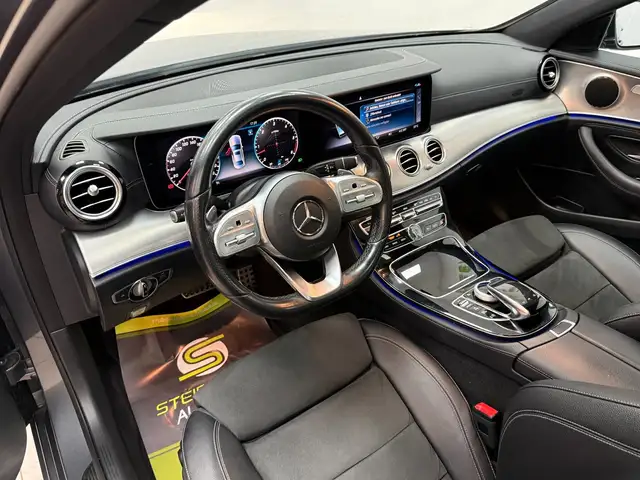 Mercedes-Benz E-Class view 9