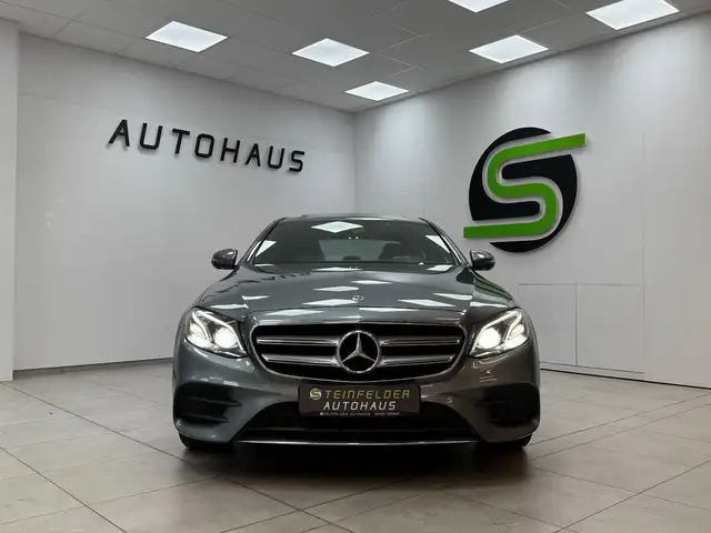 Mercedes-Benz E-Class view 2