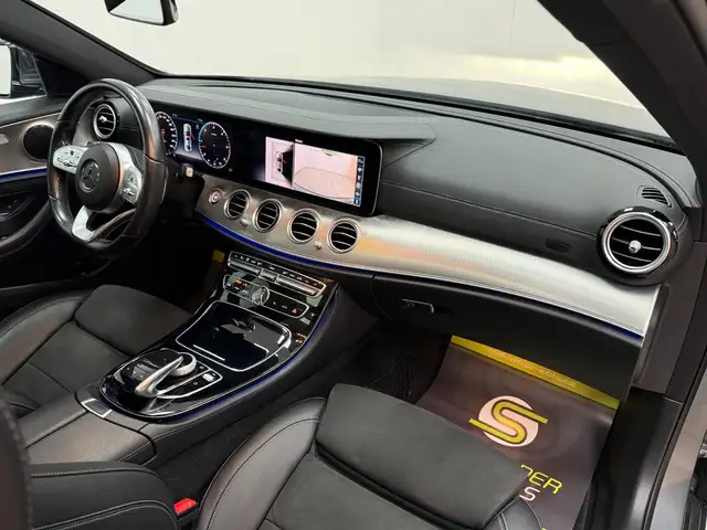 Mercedes-Benz E-Class view 10