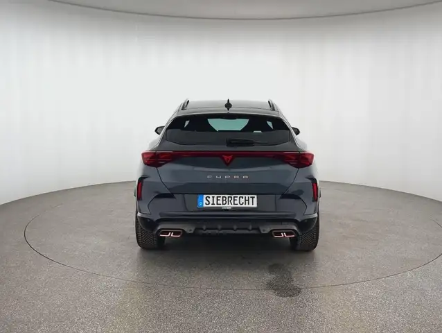 Cupra Formentor view 4