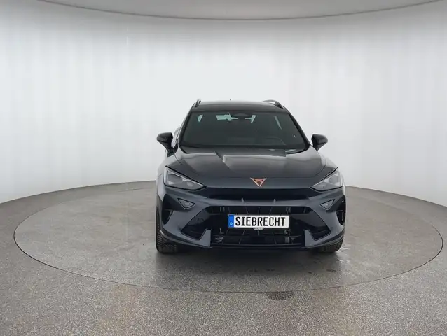 Cupra Formentor view 2