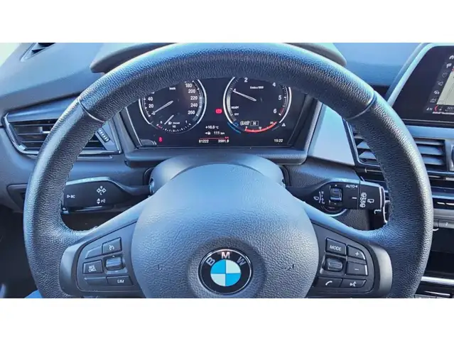 BMW S view 5