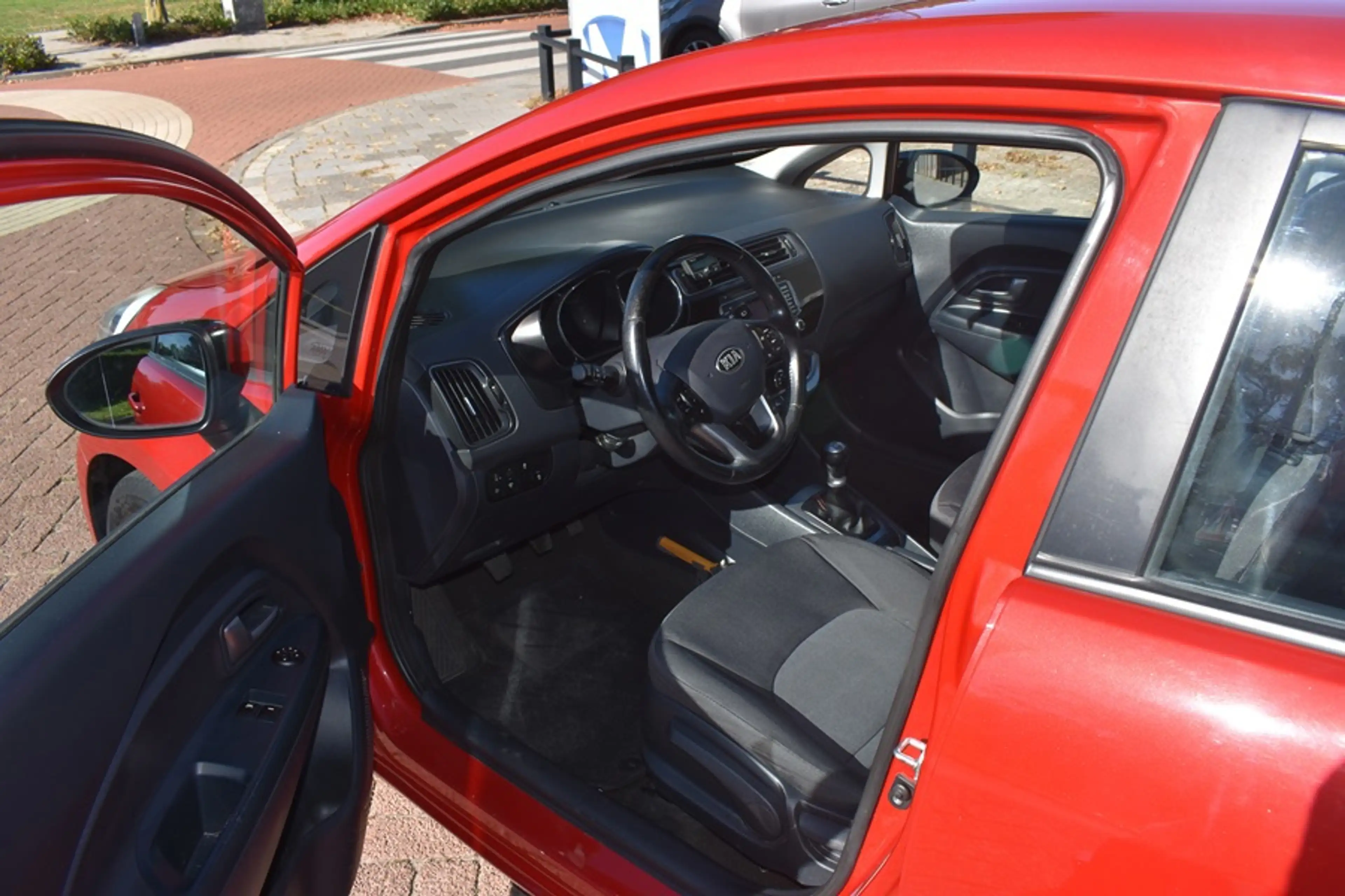Kia Rio 1.2 CVVT ComfortLine — photo 8
