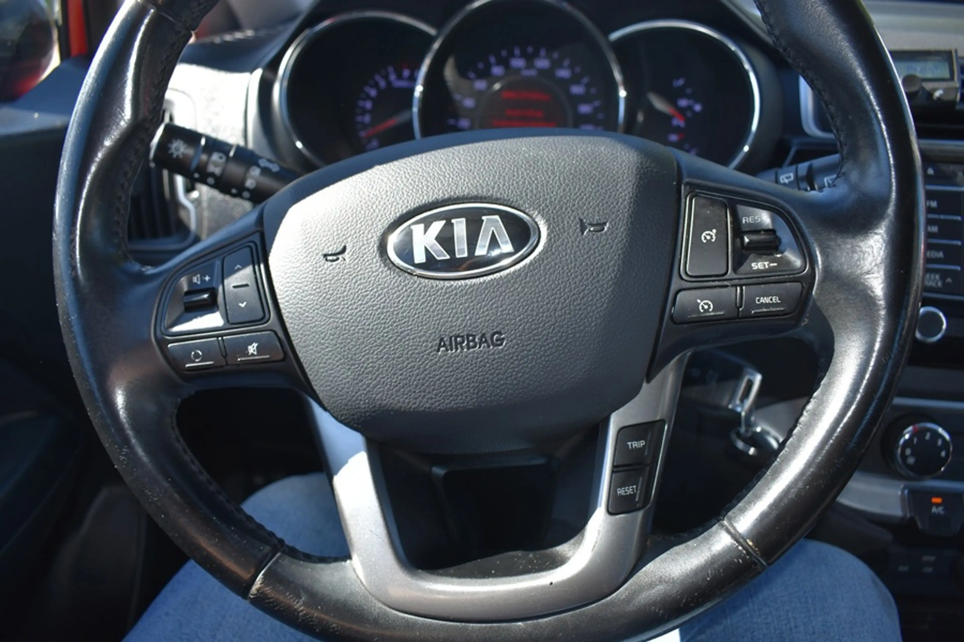 Kia Rio 1.2 CVVT ComfortLine — photo 10