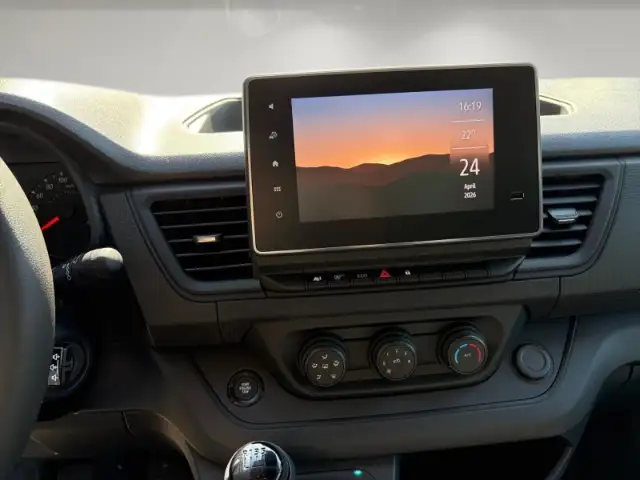 Renault Trafic view 9