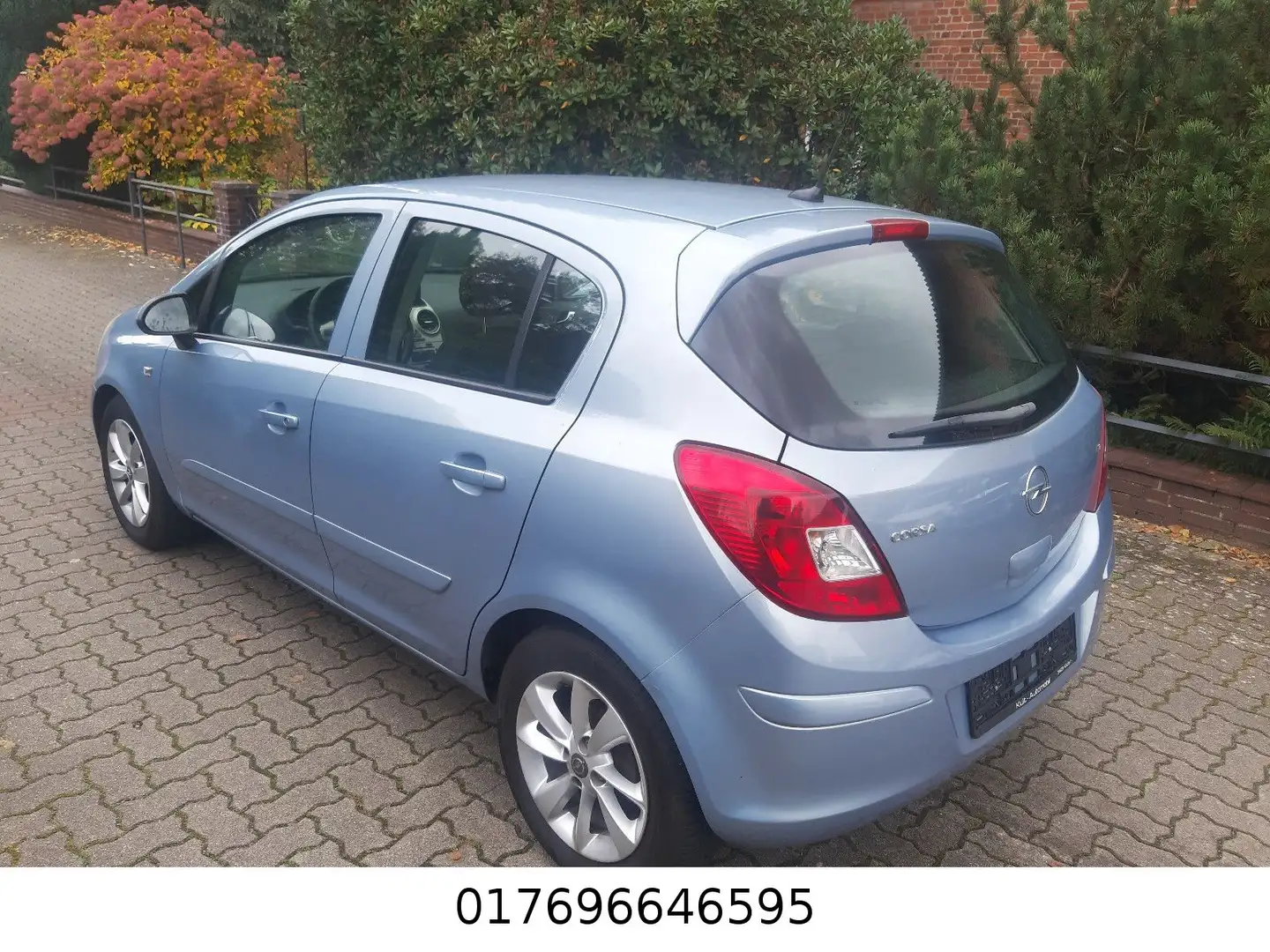 Opel Corsa 1.2 Twinport Edition Blau - 2