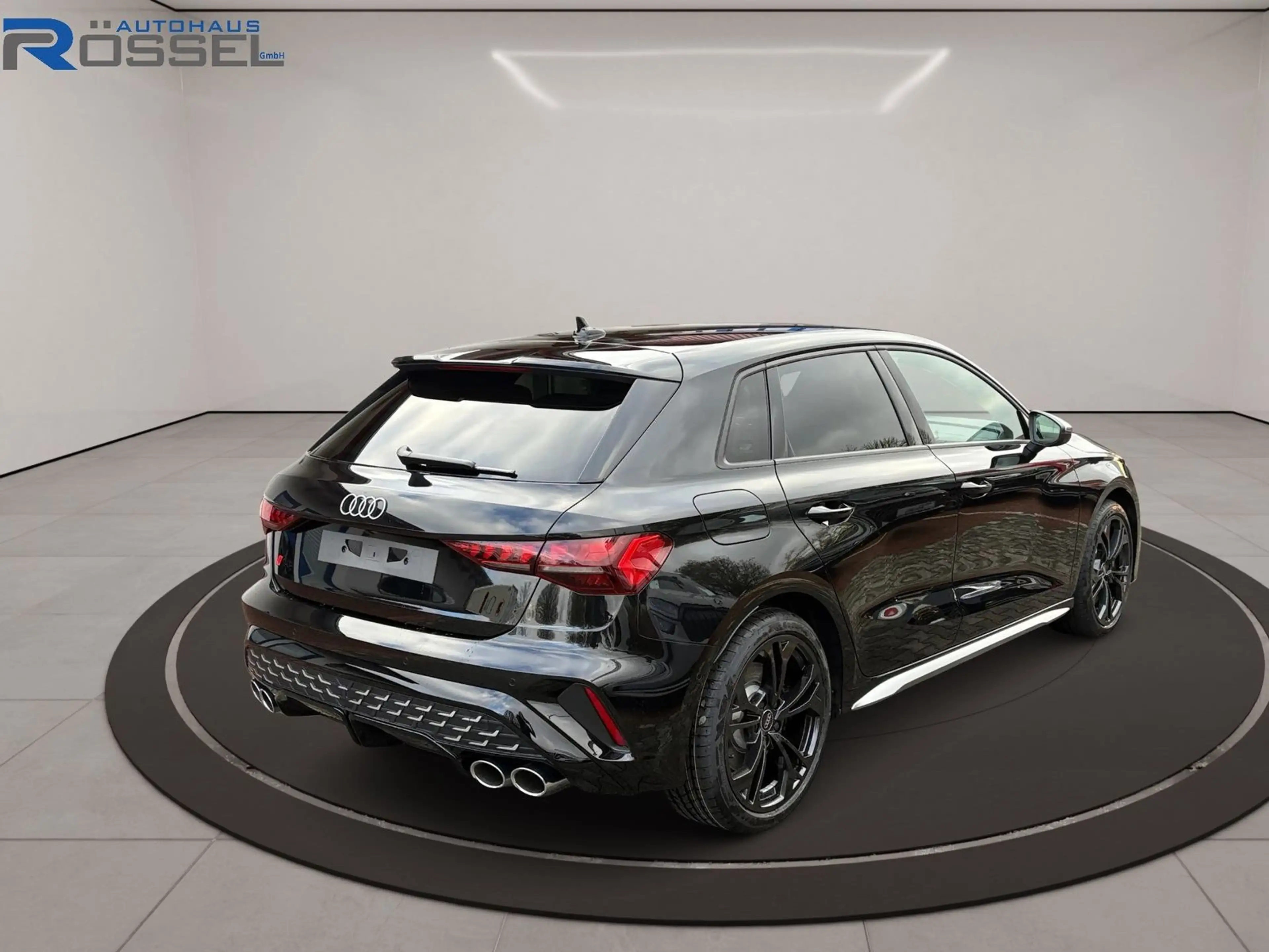 Audi S3 Sportback 2.0 TFSI quattro S tronic 18" Alu S — photo 4