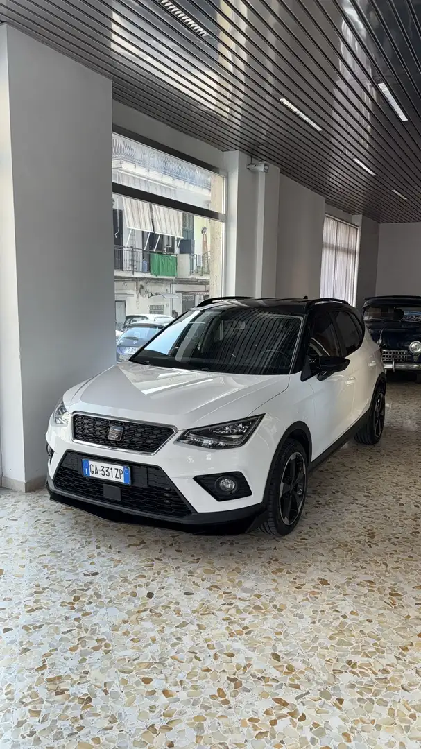 SEAT Arona 1.0 tgi Xcellence 90cv - 1