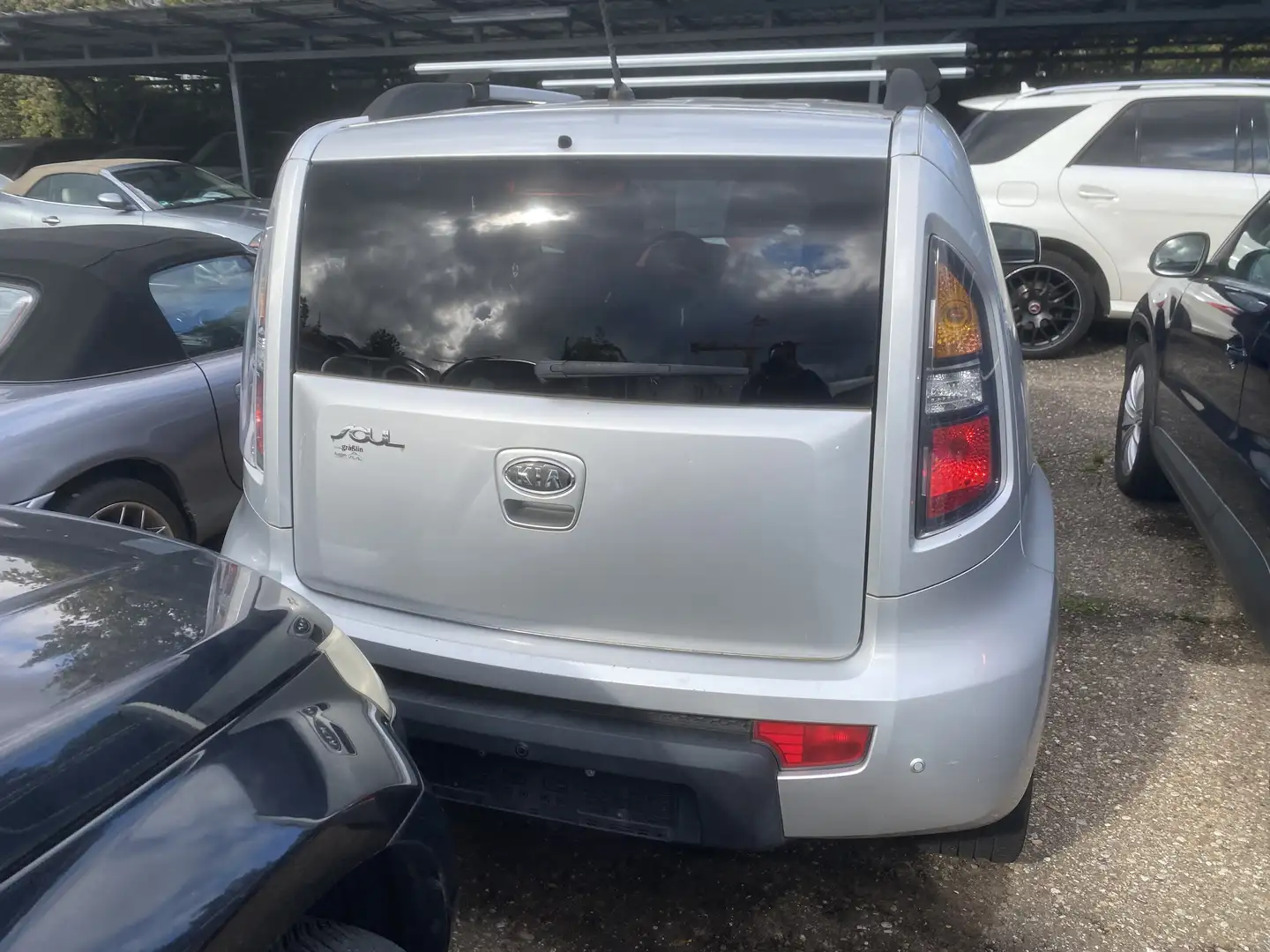Kia Soul 1.6 CVVT Attract Silber - 2