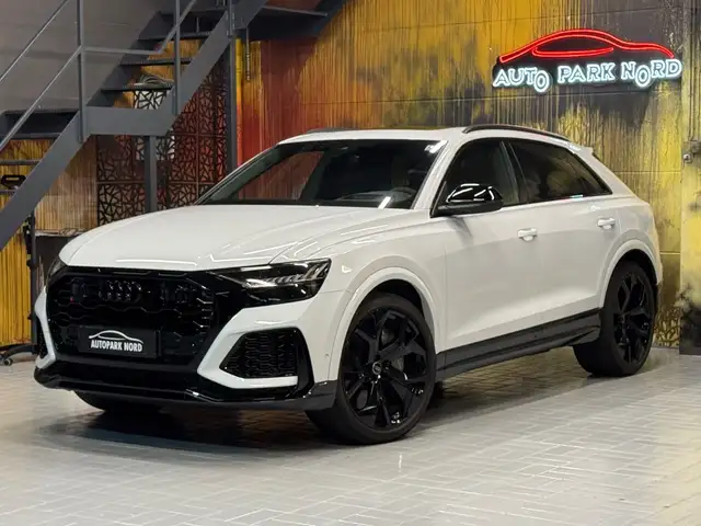 Audi RSQ8 4.0 TFSI quattro 360~HUD~ACC~AHK~PANO~B&O