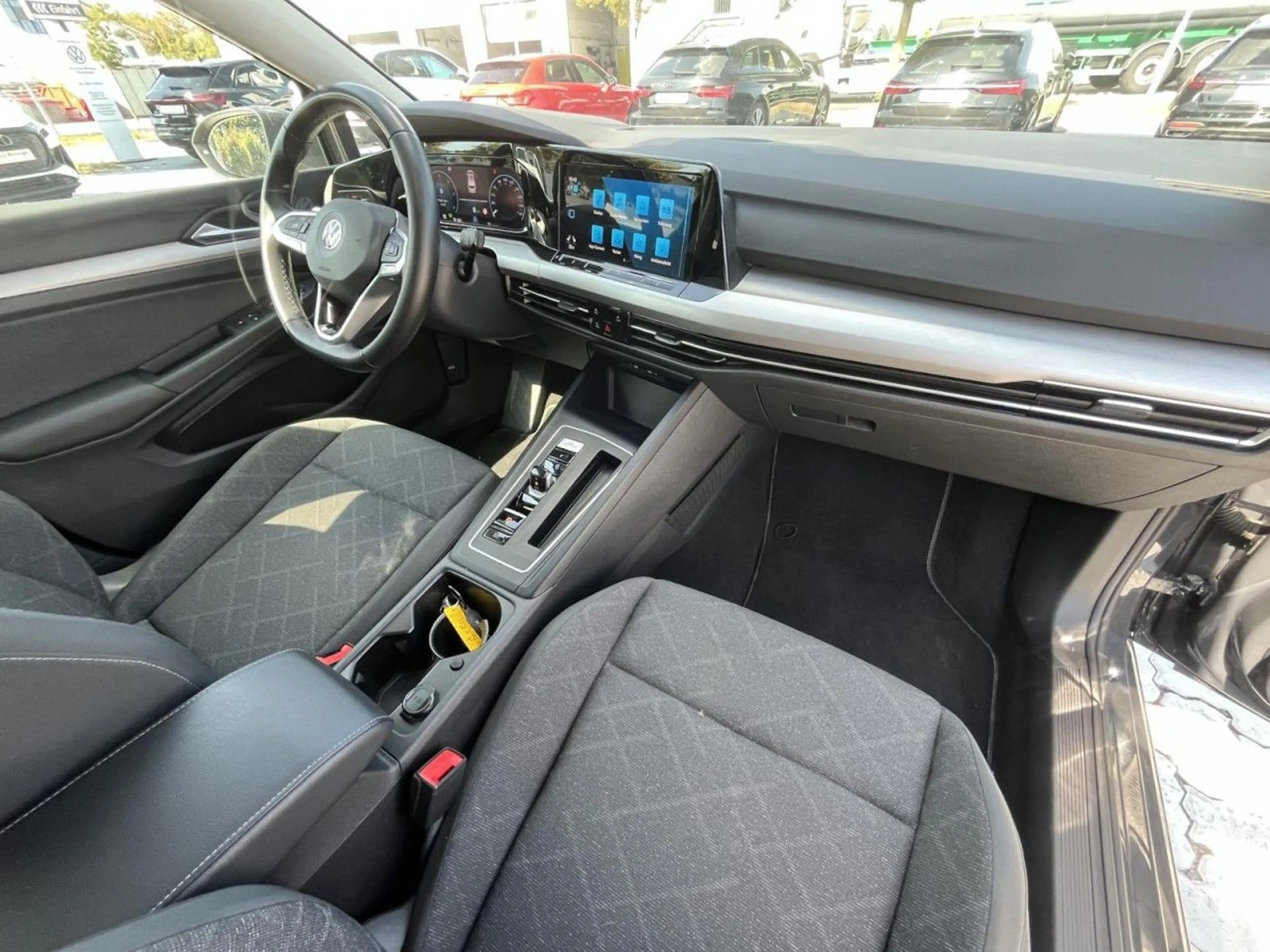 Volkswagen Golf Variant Golf VIII Variant 2,0 TDI DSG Life (LED+RearView — photo 14