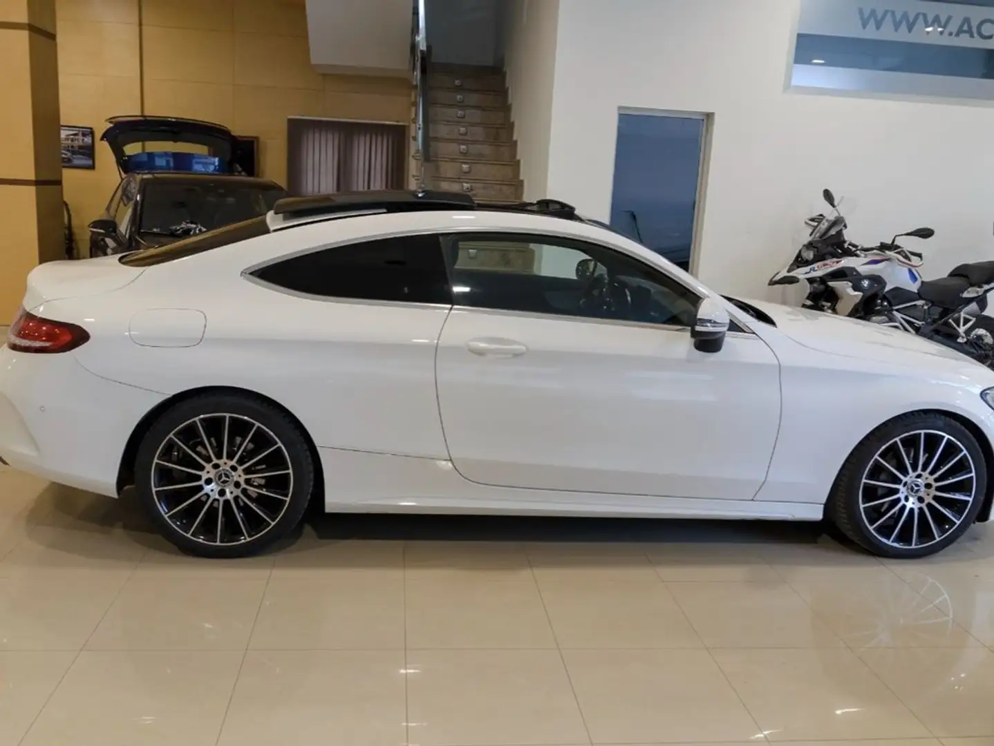 Mercedes-Benz C 220 Coupe d Blanco - 1
