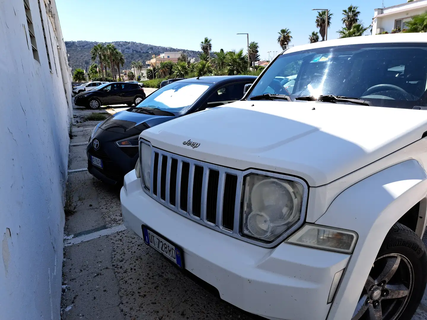 Jeep Cherokee Cherokee IV 2008 2.8 crd Limited auto dpf Fehér - 1