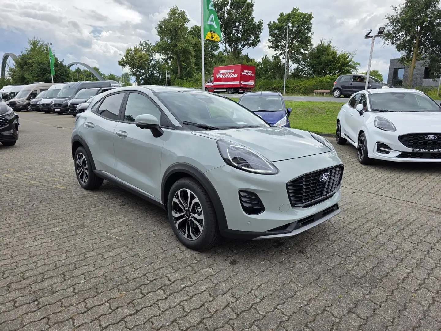 Ford Puma Titanium Automatik ACC/Bliss/360° Kamera Grau - 1