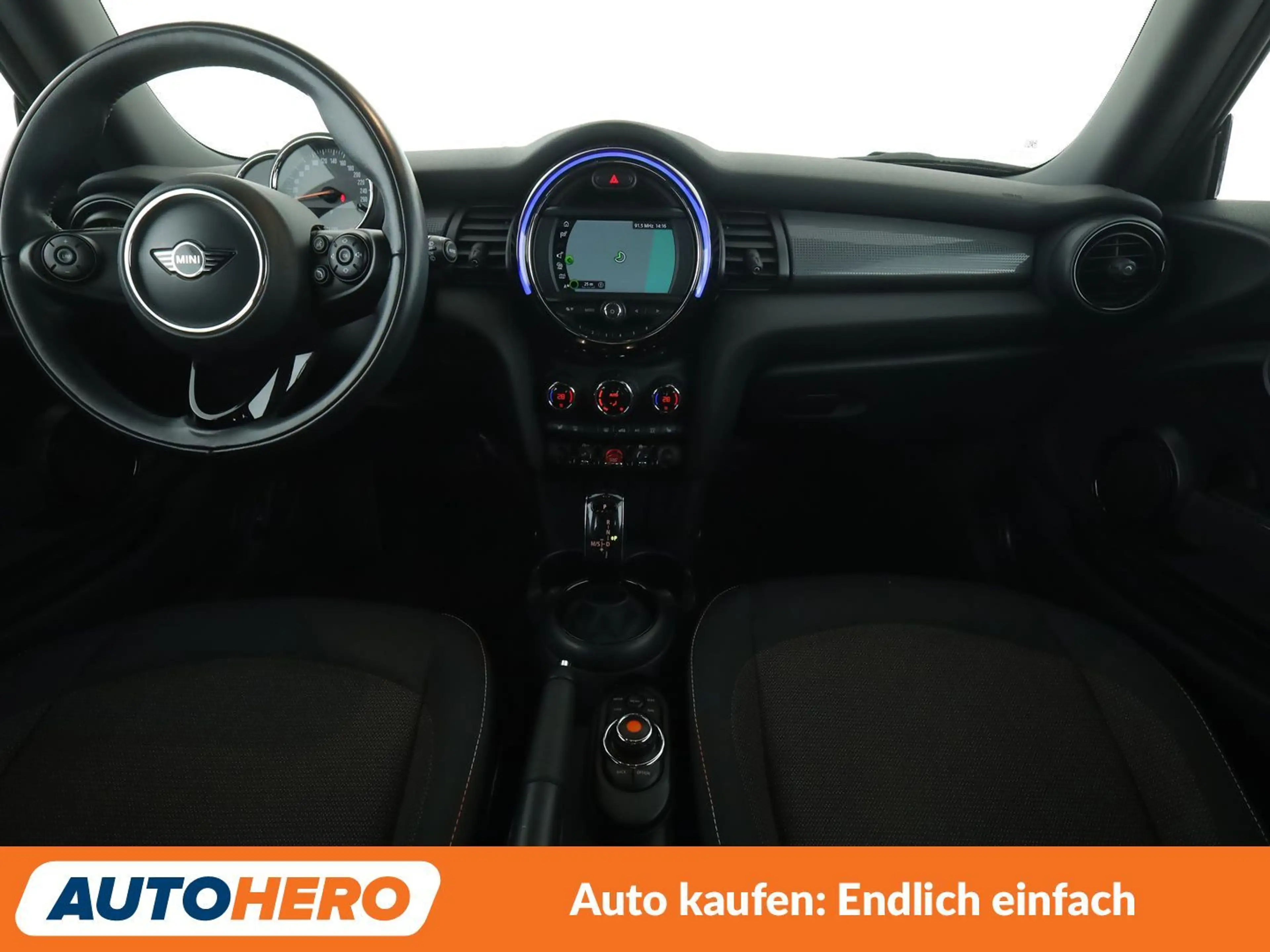 MINI Cooper D Cooper D Aut.*LIM*PDC*SHZ*ALU*KLIMA*USB* — photo 12