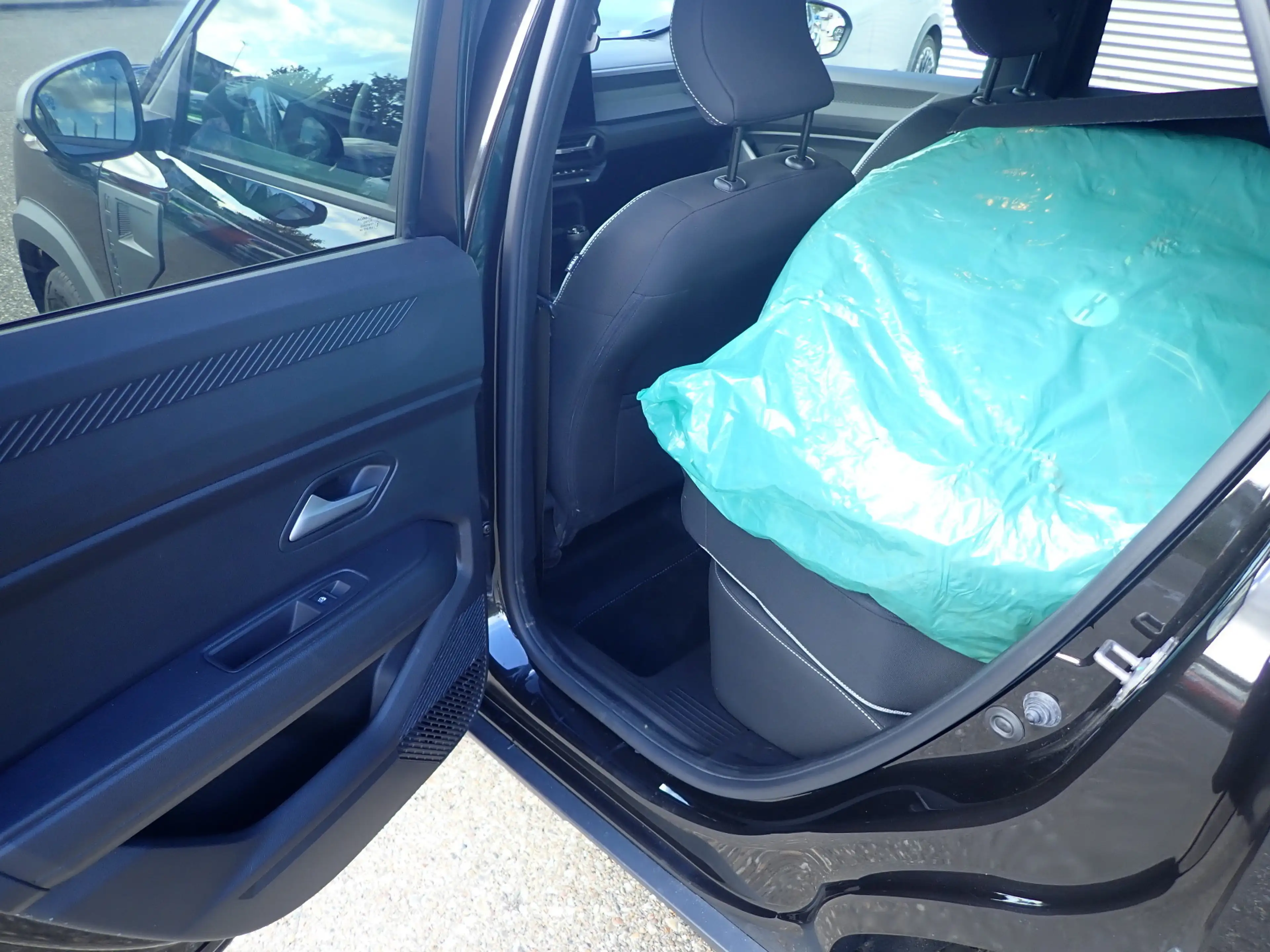 Dacia Duster Mild-Hybrid 140 Journey — photo 7