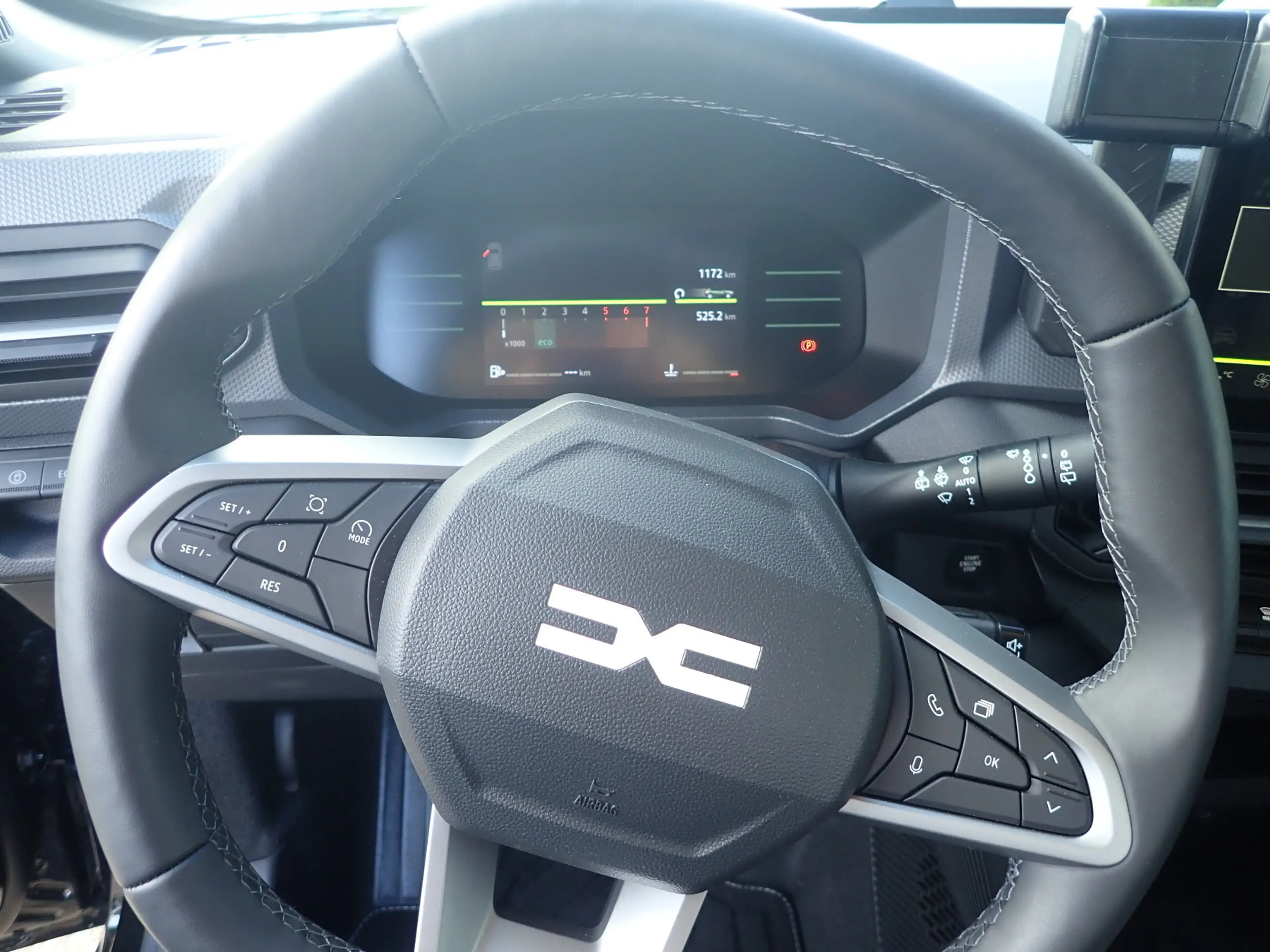 Dacia Duster Mild-Hybrid 140 Journey — photo 9