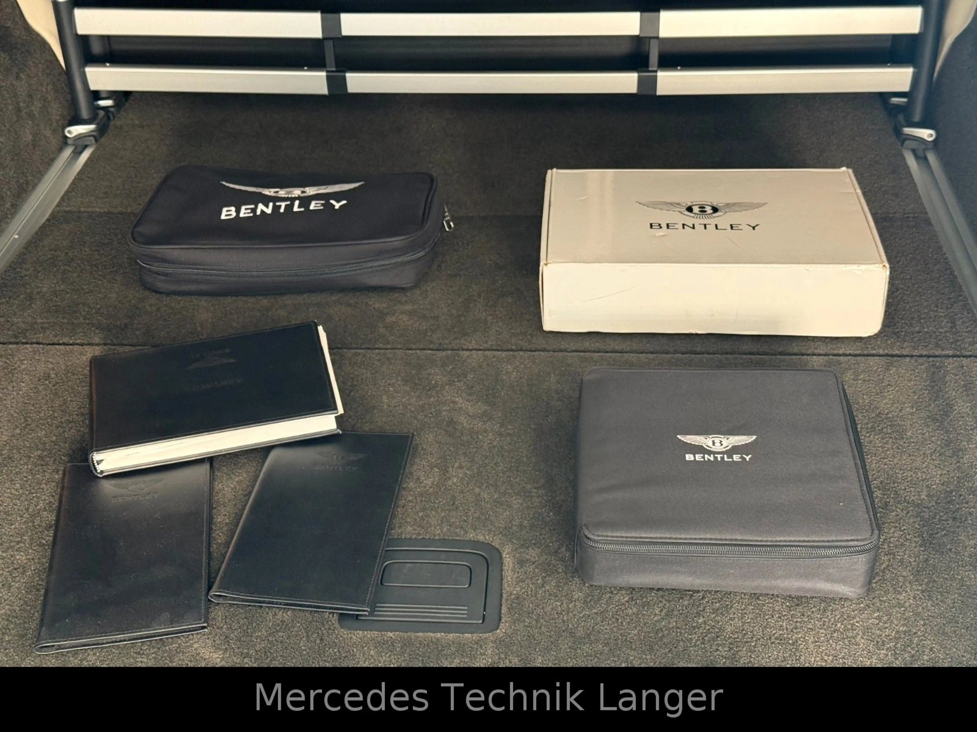 Bentley Bentayga 6.0 W12 MULINER/CARBON — photo 15