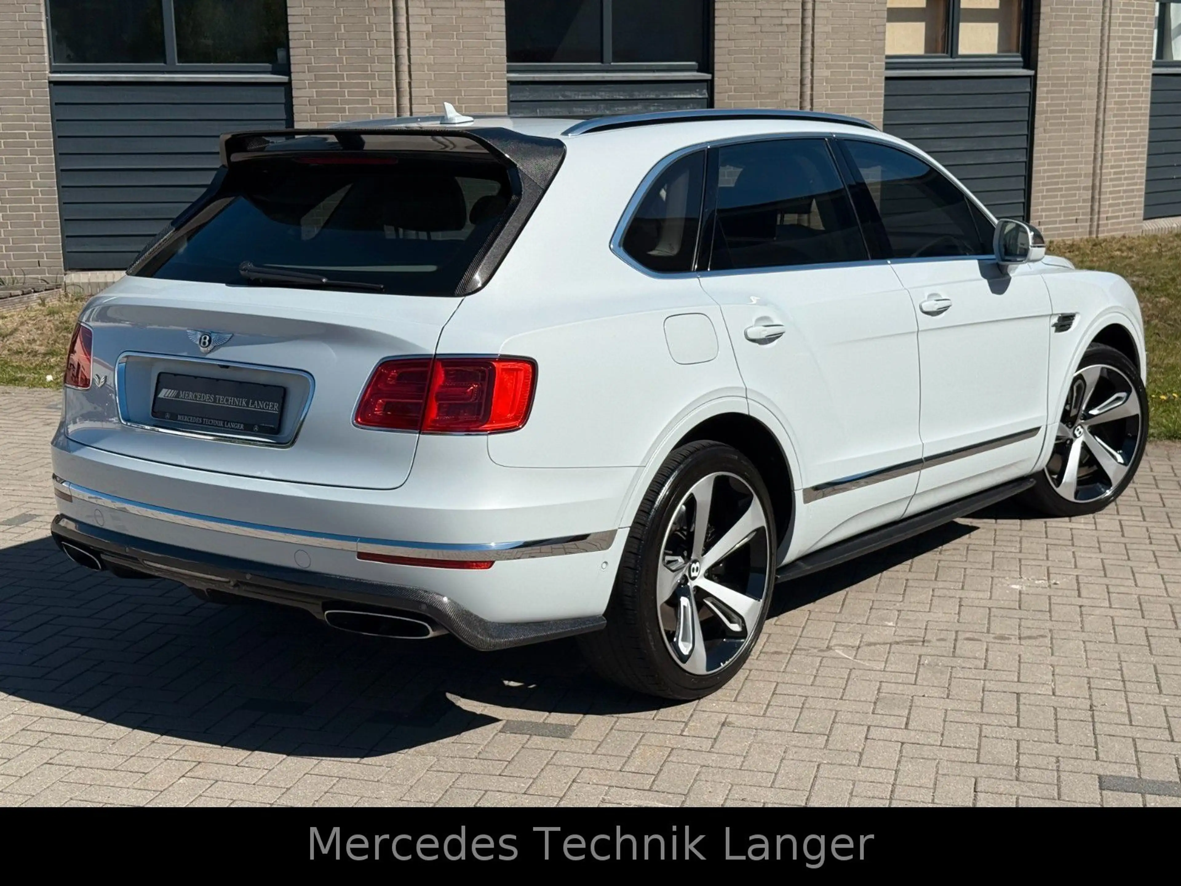 Bentley Bentayga 6.0 W12 MULINER/CARBON — photo 7