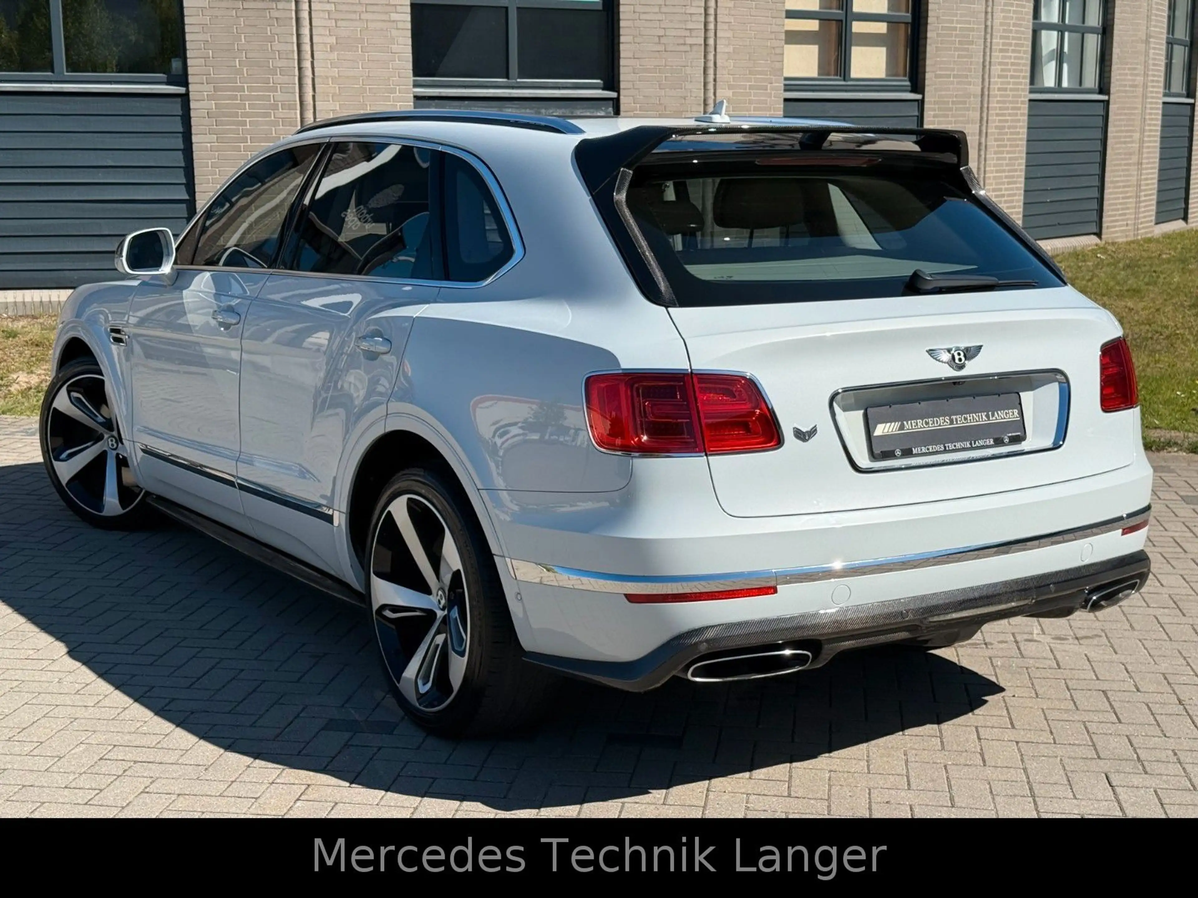 Bentley Bentayga 6.0 W12 MULINER/CARBON — photo 6