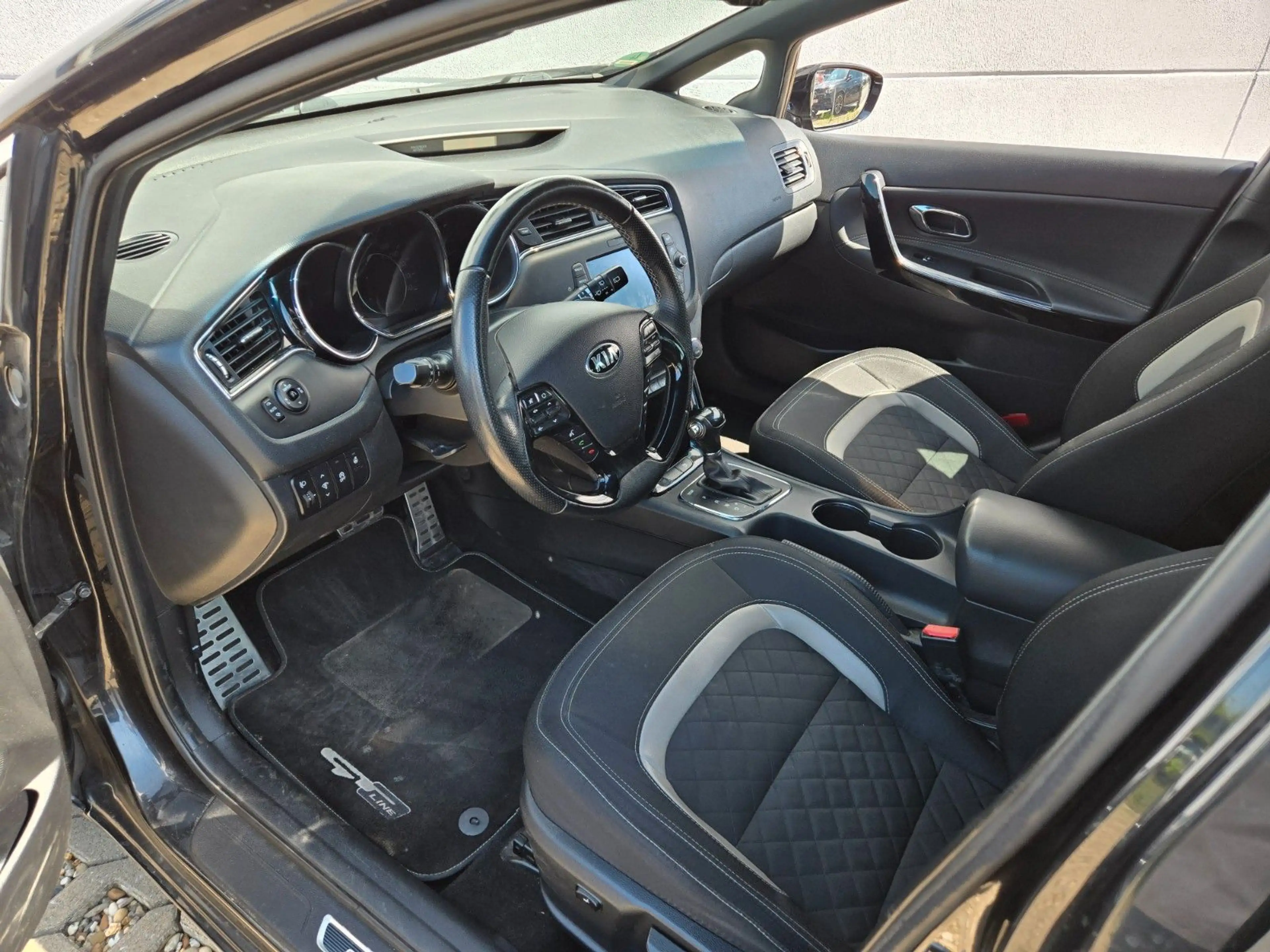 Kia Ceed / cee'd Cee'd GT-Line 1.HAND/SHZ/KLIMA/TEMPOMAT/KAMERA — photo 7