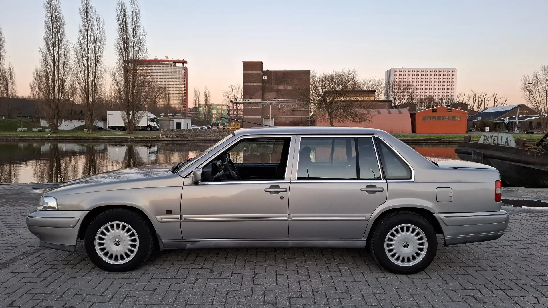 Volvo 960 Prestige-Line met nieuwe apk en werkende airco Brons - 2