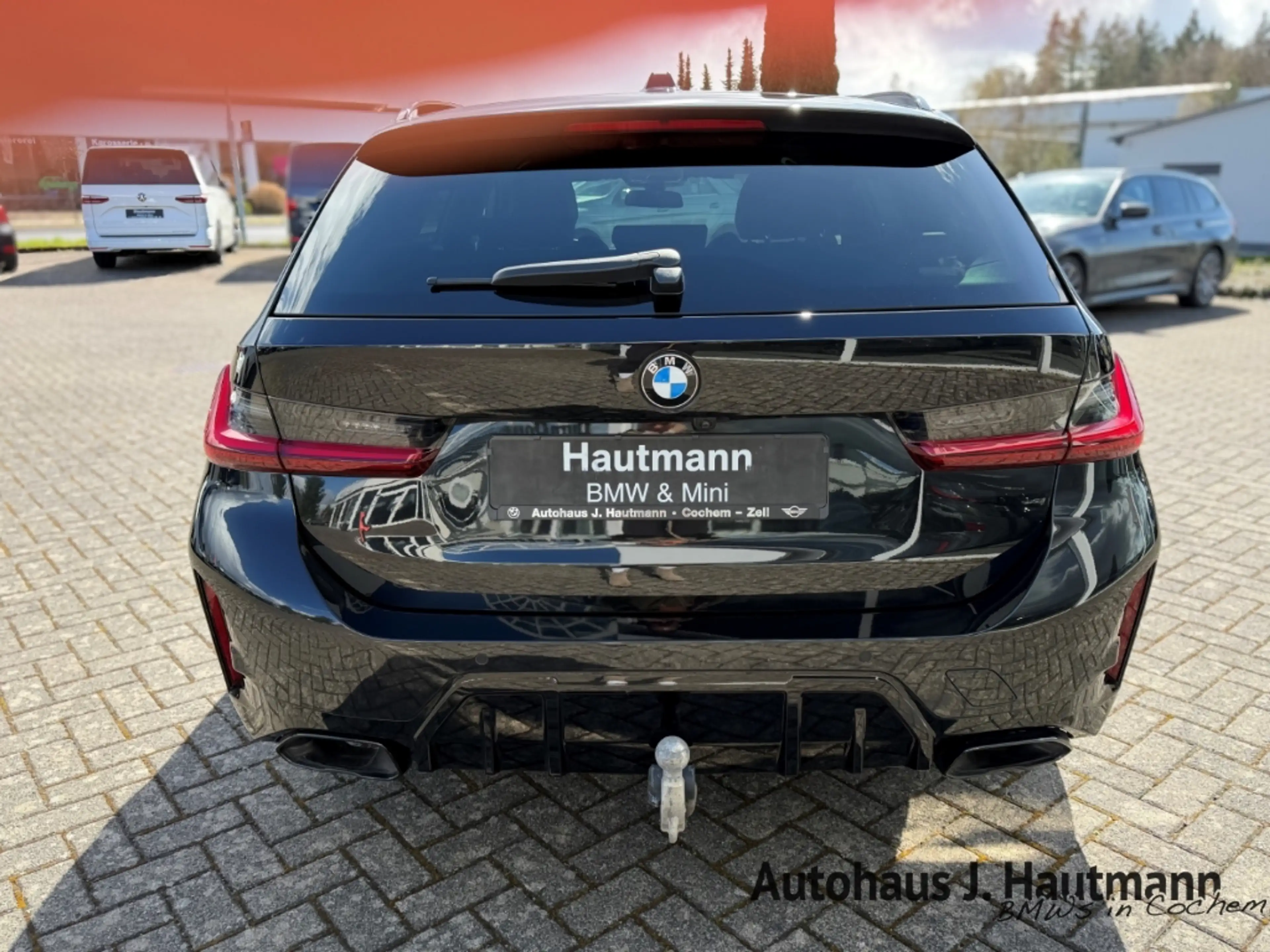 BMW 340 xDrive Touring *1.HAND*AHK*ACC*360°*H&K* — photo 7