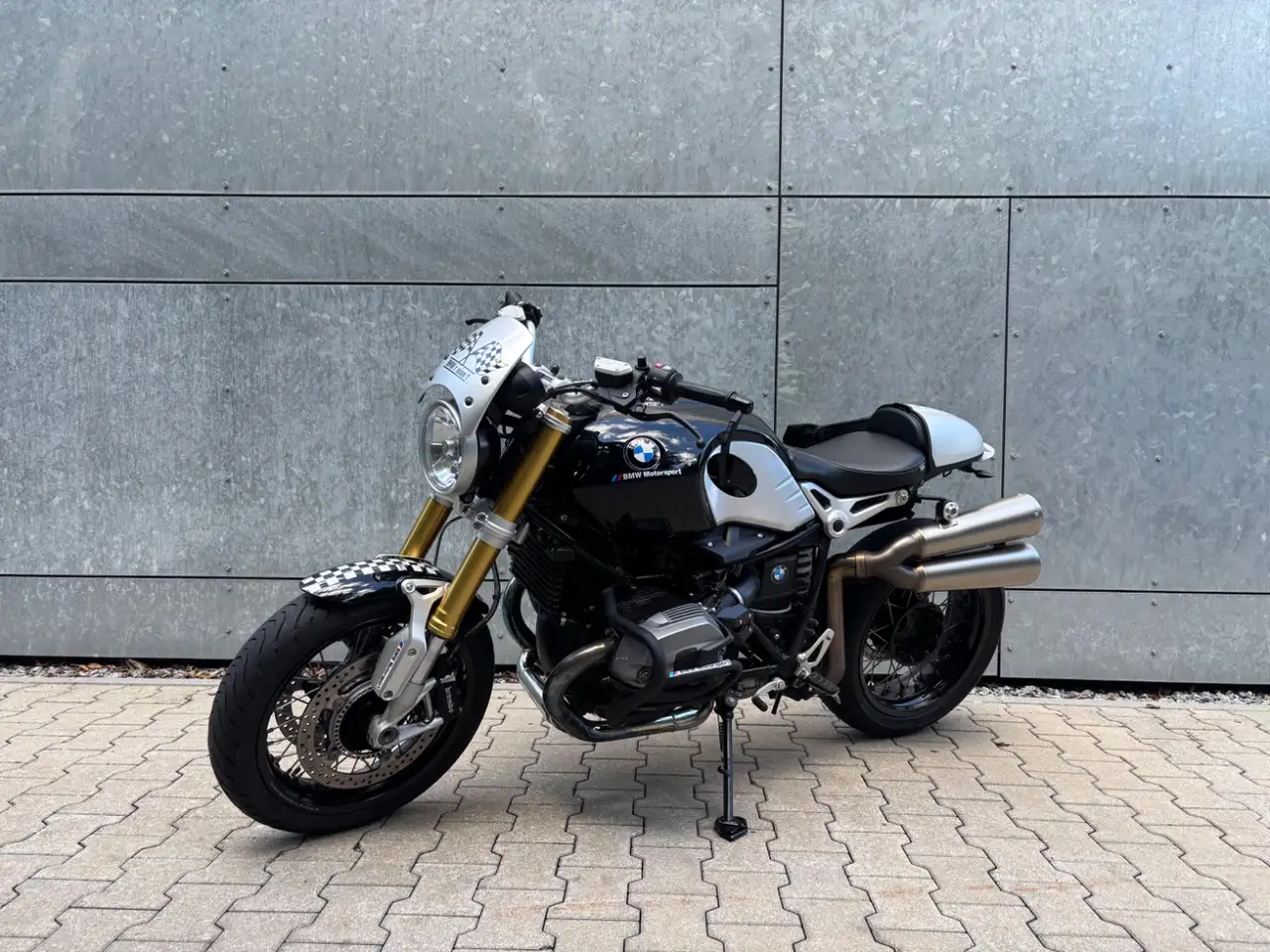 BMW R nineT