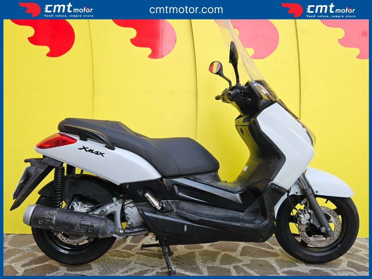 Yamaha X-Max 250