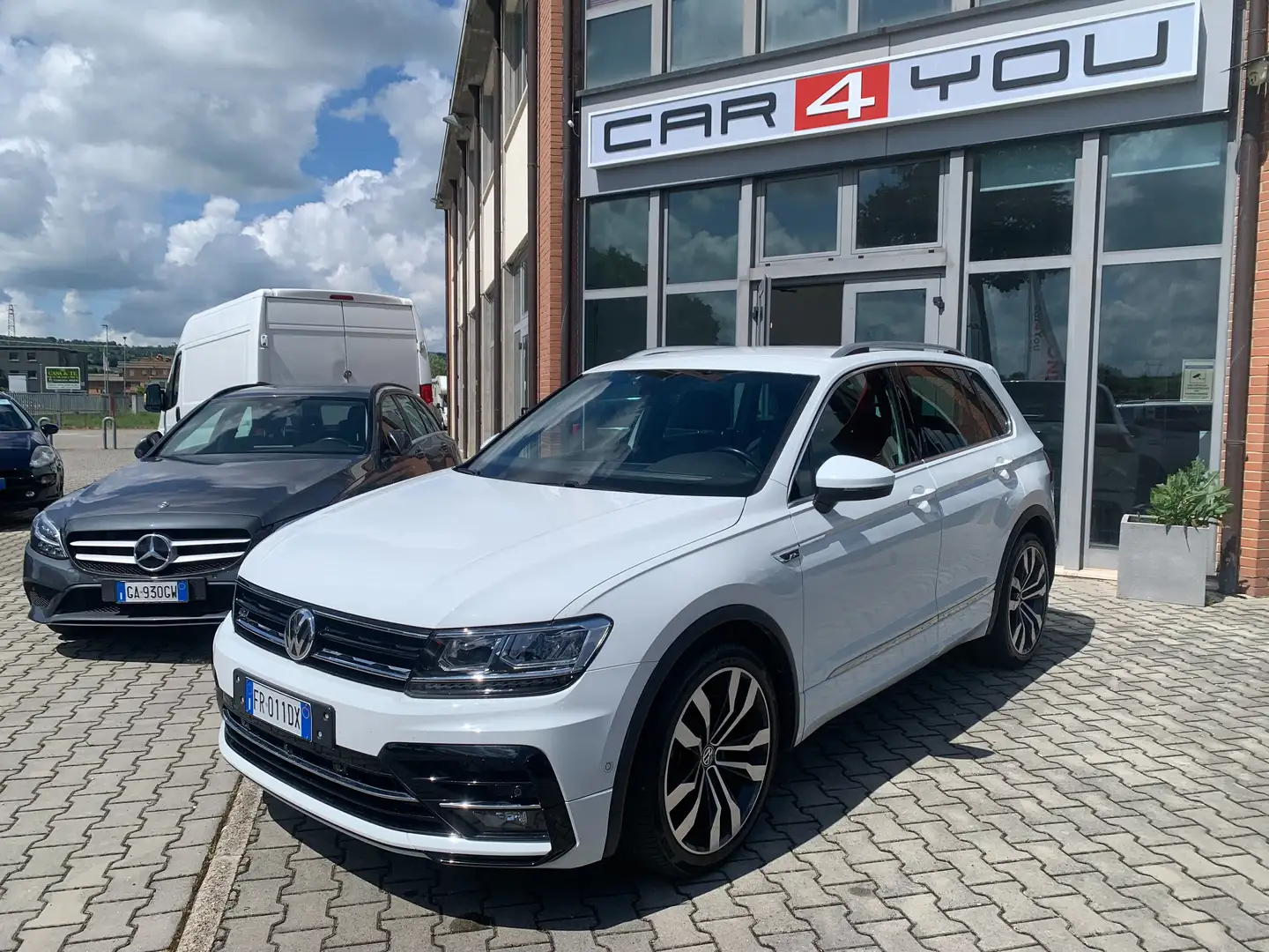 Volkswagen Tiguan Tiguan 2.0 tdi Advanced R-Line 150cv dsg Blanc - 1