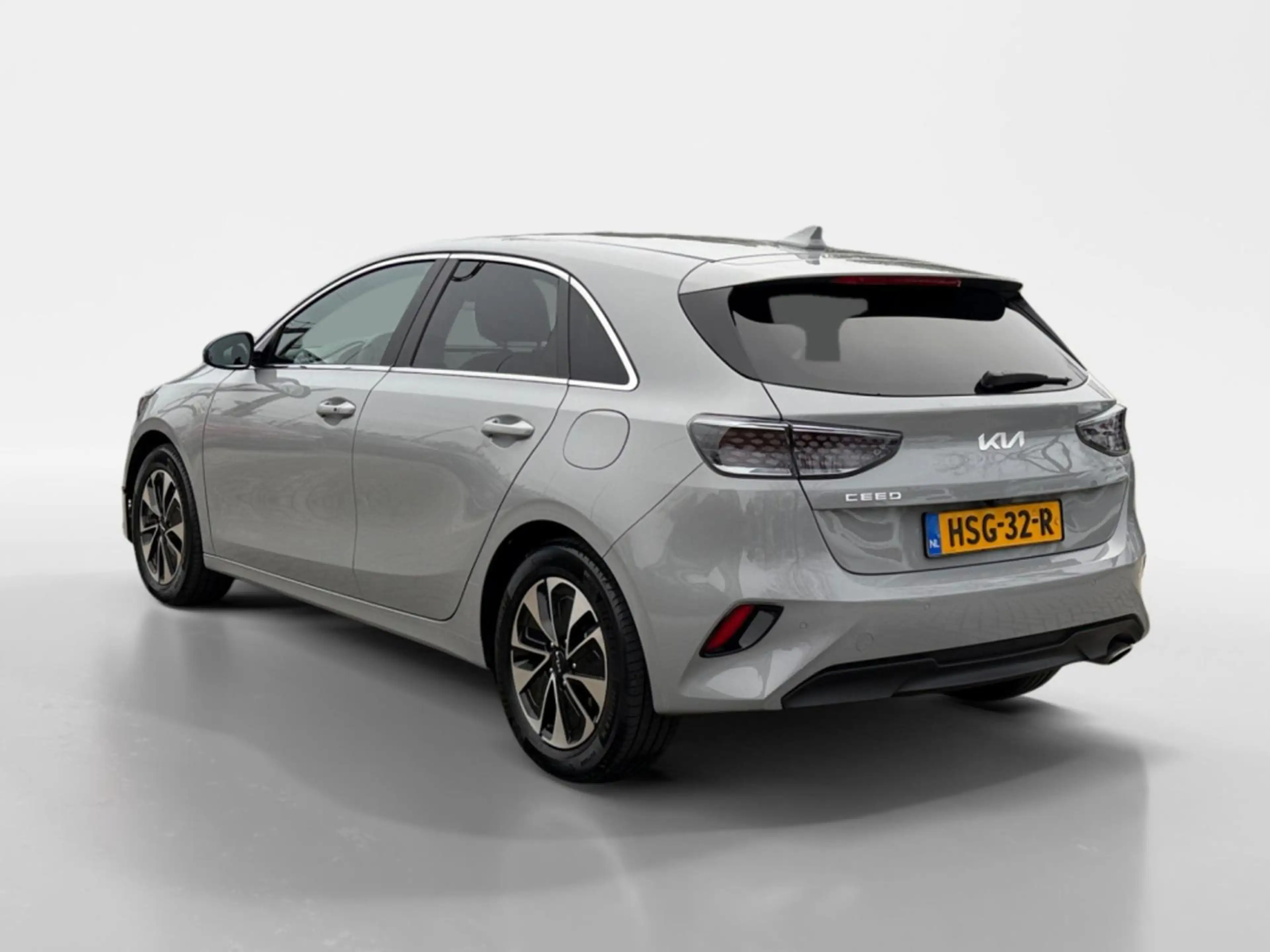 Kia Ceed / cee'd 1.0 T-GDi Design Edition I Half-Leder I Navi I Cru — photo 4