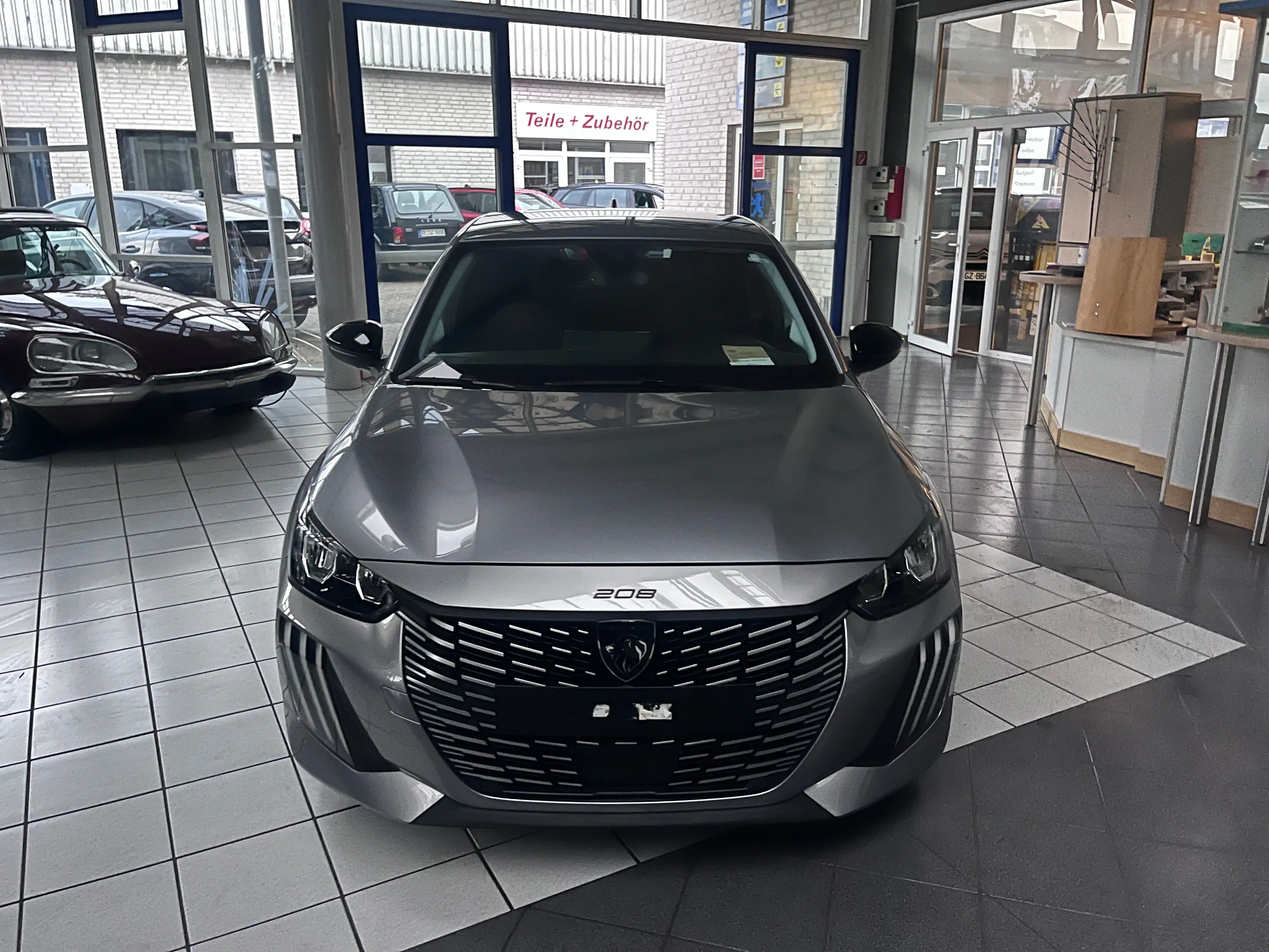 Peugeot 208 Allure — photo 2