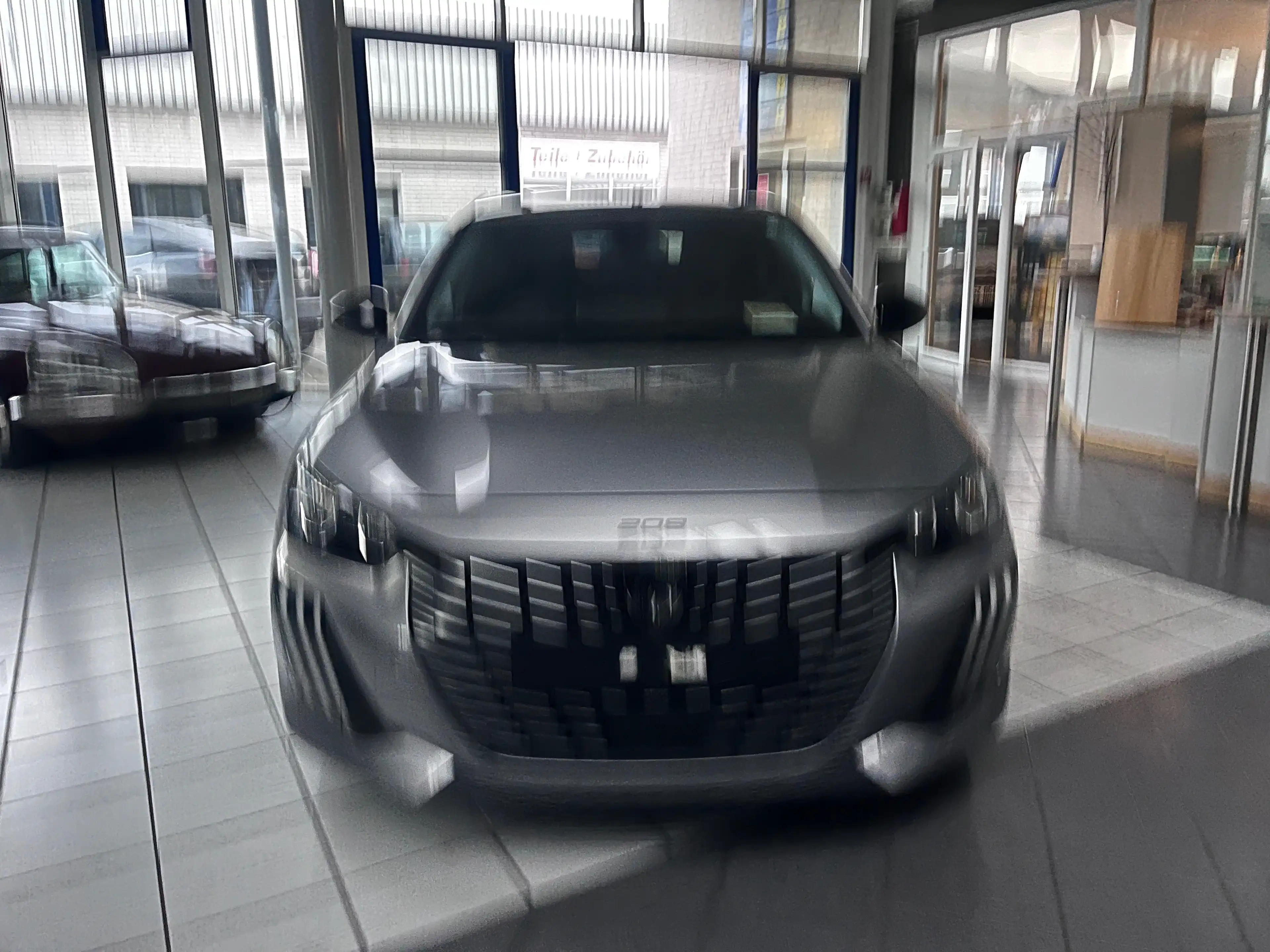 Peugeot 208 Allure — photo 5