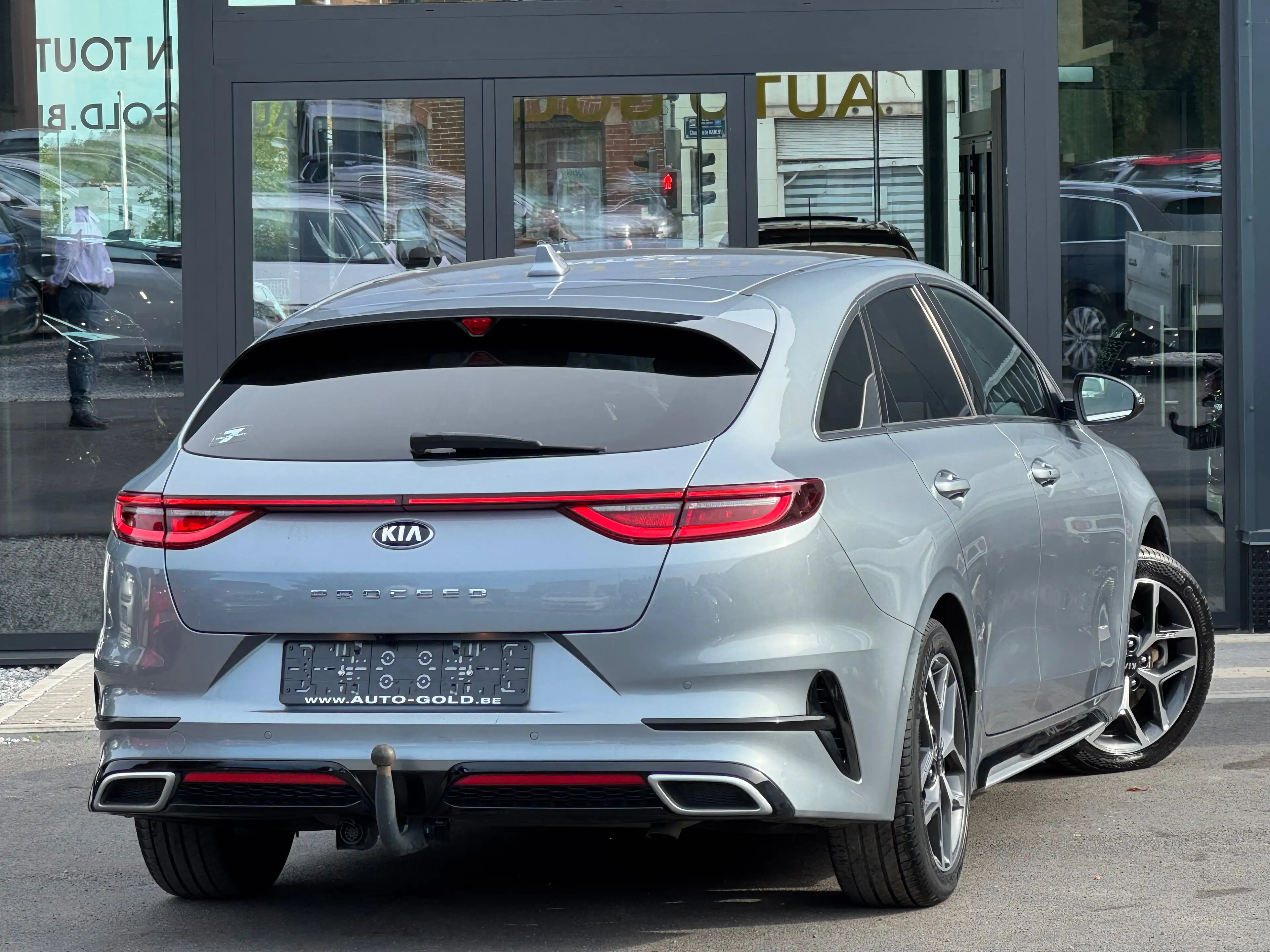 Kia ProCeed / pro_cee'd 1.5 T-GDi GT-LINE / BOITE AUTO / FULLOPTIONS / 1PROP CARNET — photo 3