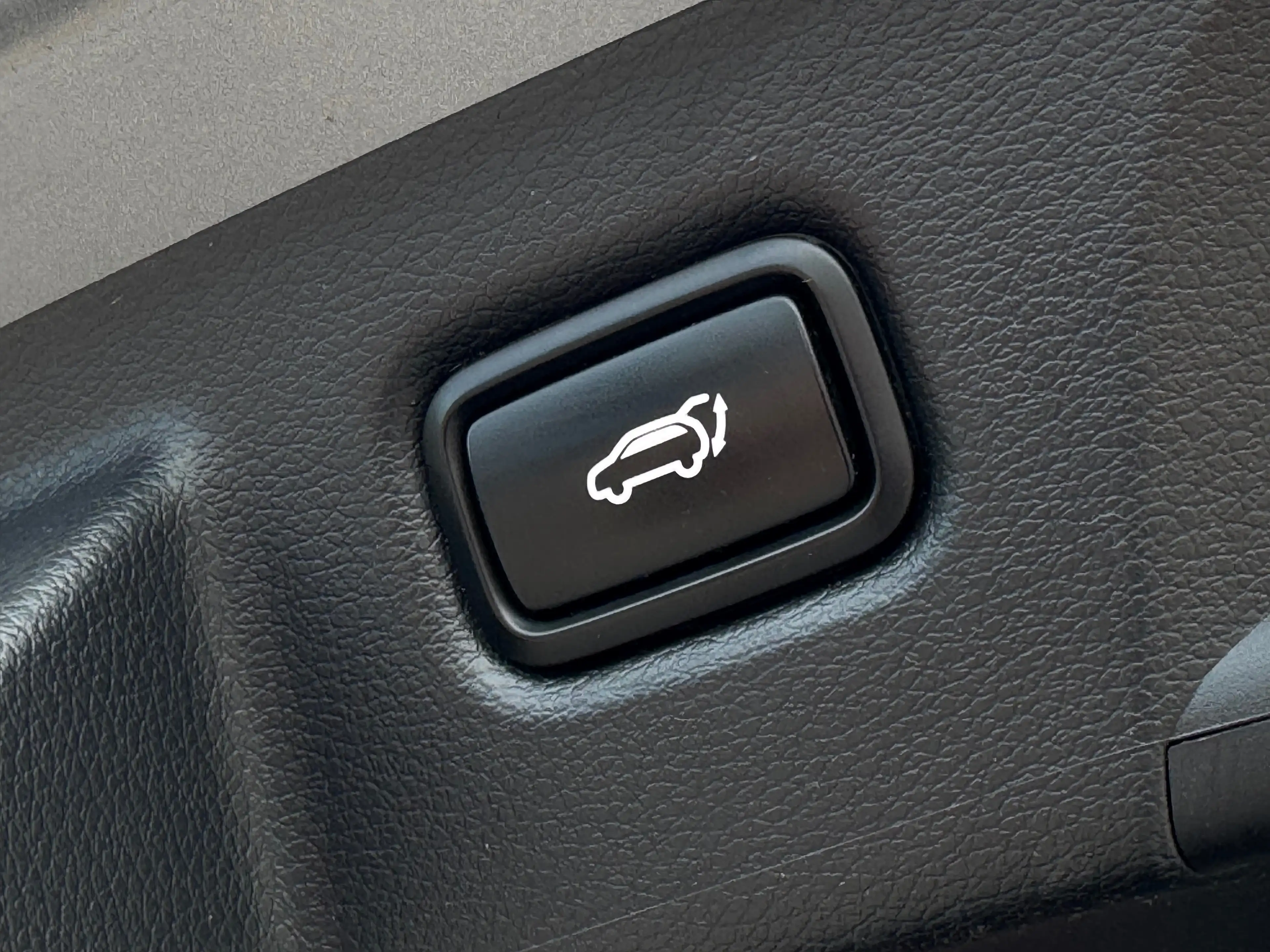 Kia ProCeed / pro_cee'd 1.5 T-GDi GT-LINE / BOITE AUTO / FULLOPTIONS / 1PROP CARNET — photo 8