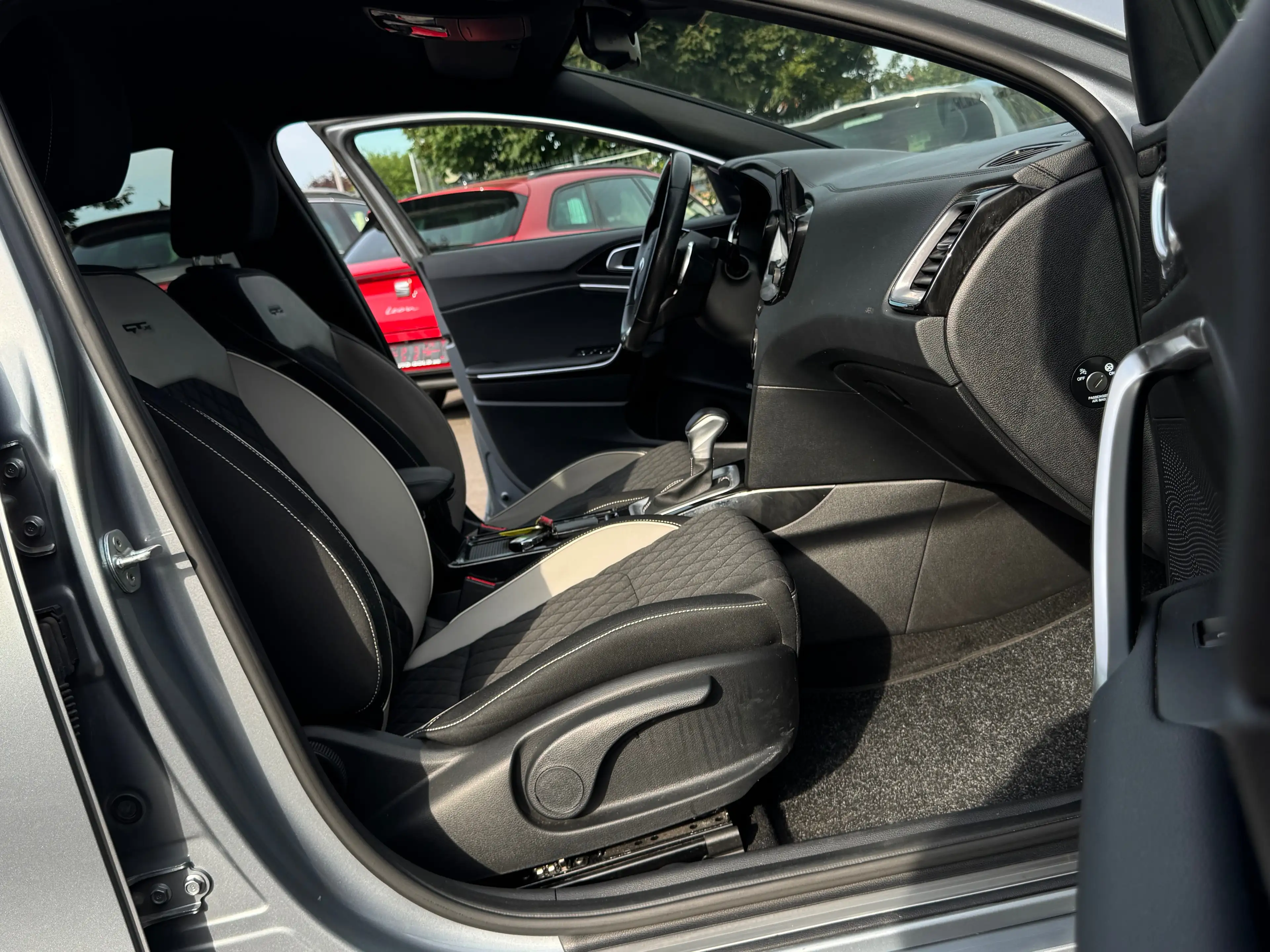 Kia ProCeed / pro_cee'd 1.5 T-GDi GT-LINE / BOITE AUTO / FULLOPTIONS / 1PROP CARNET — photo 11