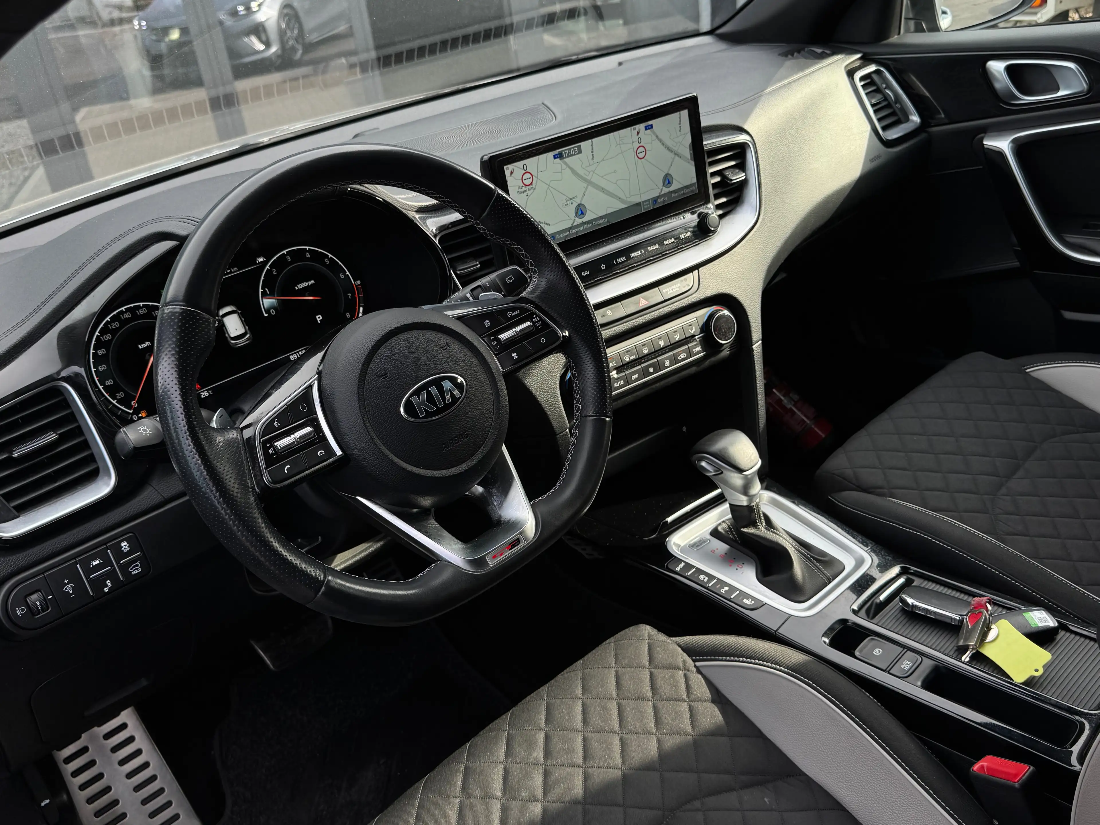 Kia ProCeed / pro_cee'd 1.5 T-GDi GT-LINE / BOITE AUTO / FULLOPTIONS / 1PROP CARNET — photo 10