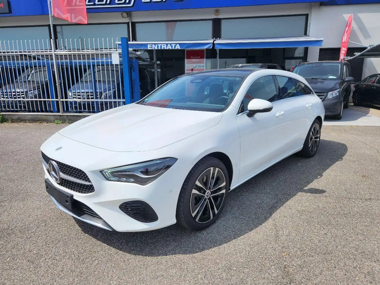 Mercedes-Benz CLA 180 d Aut. Shooting Brake Sport NEW MODEL Wit - 2