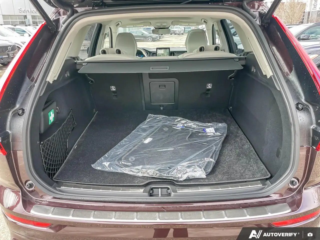 Volvo XC60 снимка Volvo XC60